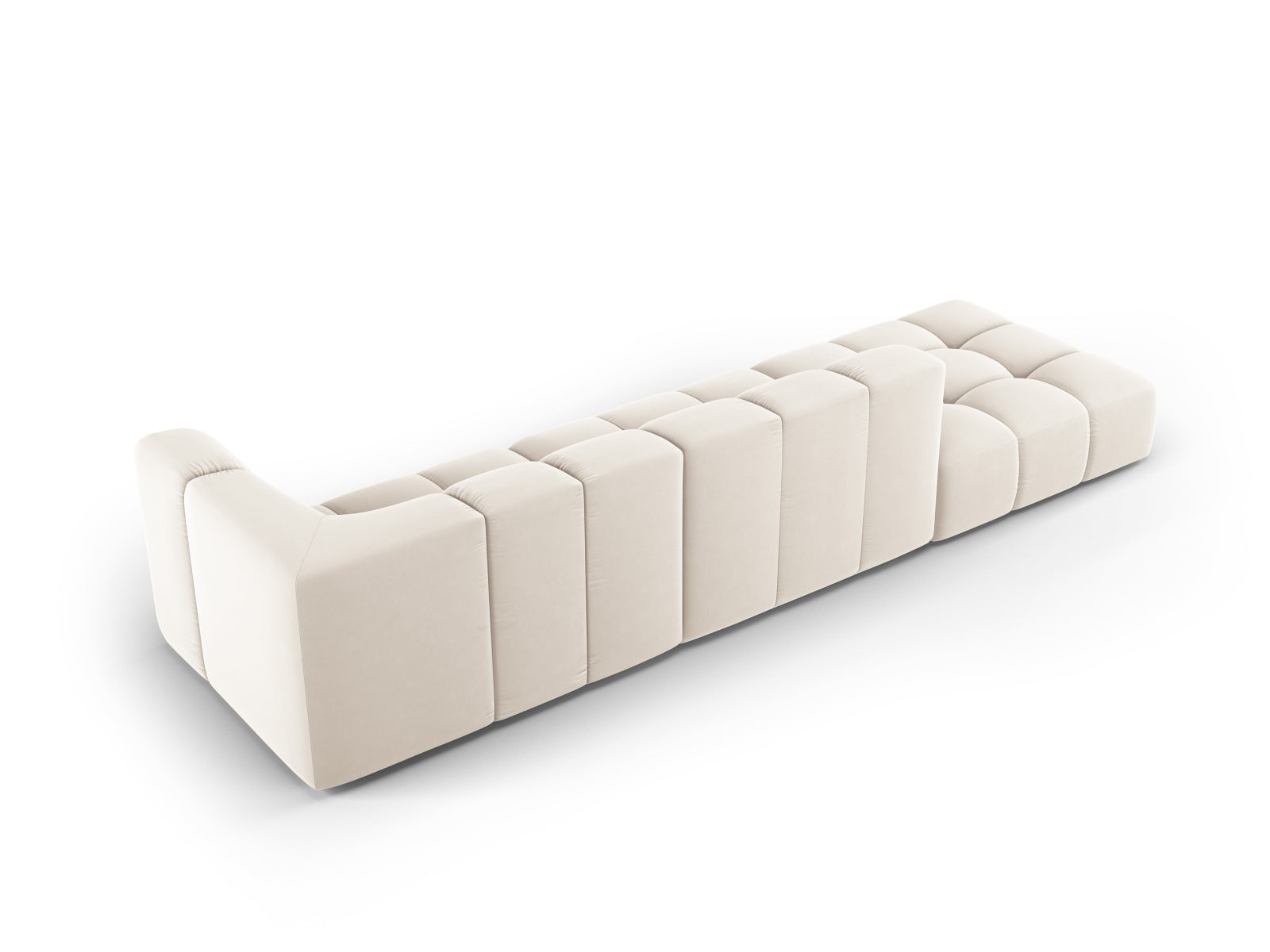 Modulares 4-Sitzer Sofa Moritz in sanftem Beige, perfekt für stilvolle Wohnzimmer, angeboten von Cosmopolitan Design.