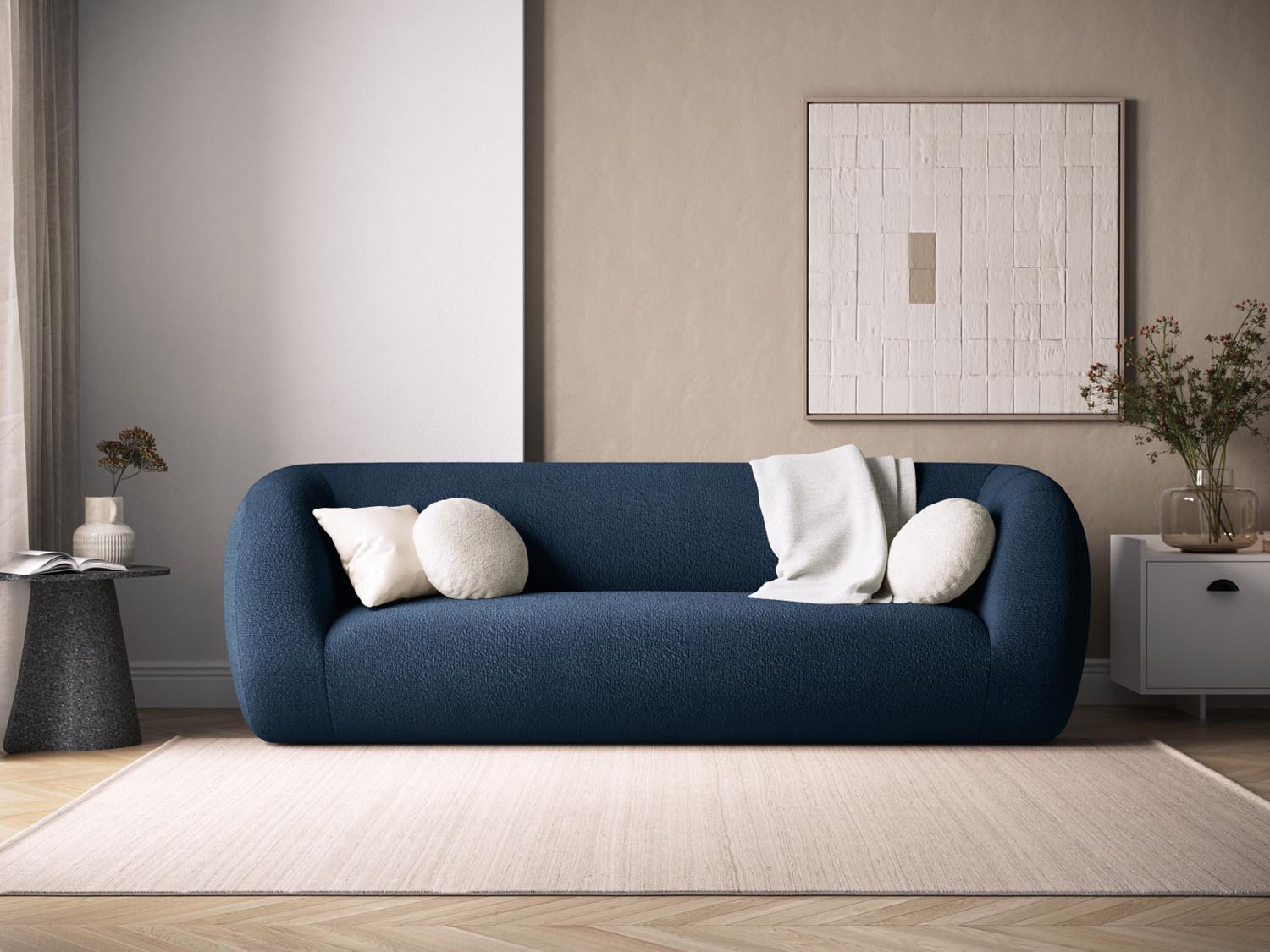 Erleben Sie das stilvolle Essen Boucle Sofa 3 Sitzer von Cosmopolitan Design. Ideal für Ihr modernes Zuhause, vereint es Komfort und Eleganz.