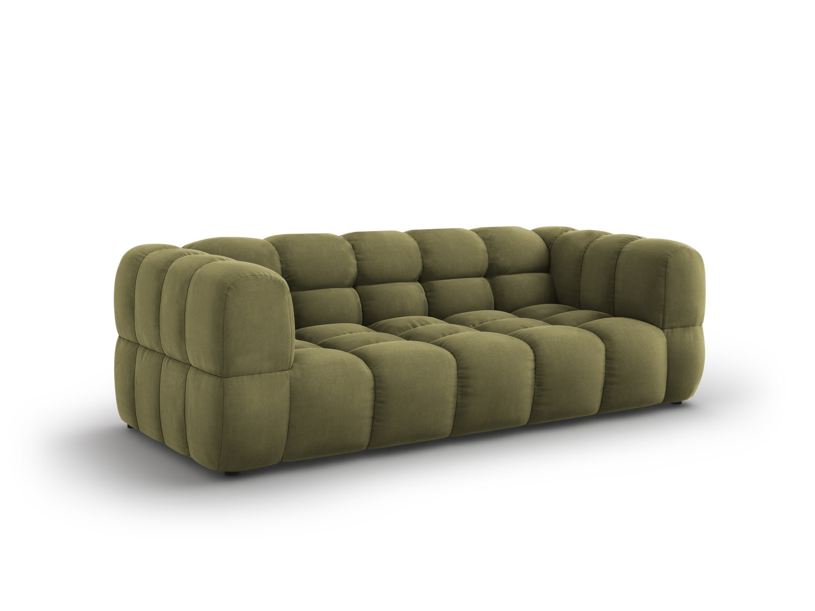 Entdecken Sie das elegante Sky Velour Sofa 3 Sitzer von Cosmopolitan Design. Mit luxuriösem Velourstoff und optimalem Komfort ist es die perfekte Ergänzung für Ihr Zuhause.