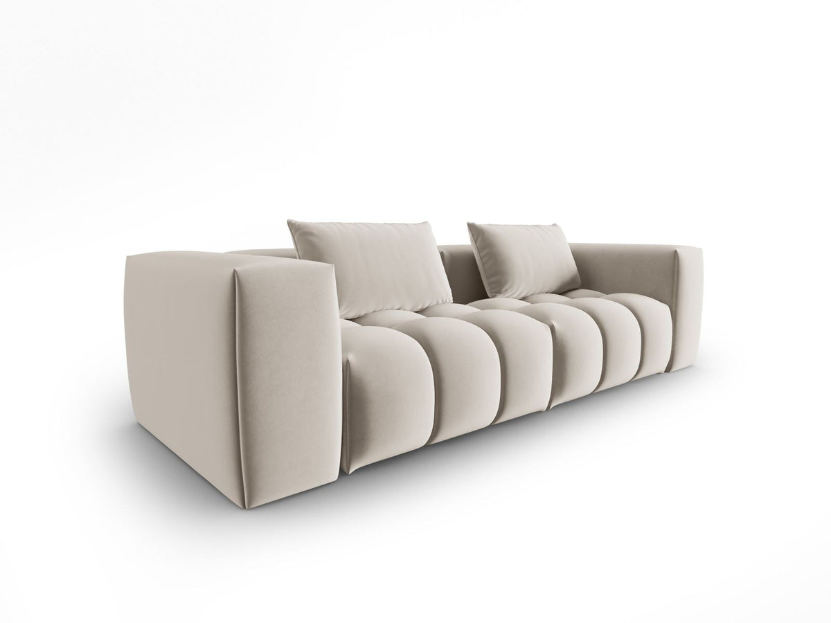 Modulares 3er Sofa Verona in Sand-Casino Samtstoff mit Massivholzrahmen und schwarzen Kunststoffbeinen, Cosmopolitan Design.