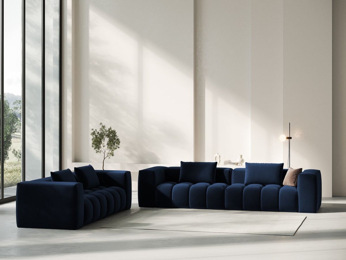 Modulares 3er Sofa Verona in Sand-Casino Samtstoff mit Massivholzrahmen und schwarzen Kunststoffbeinen, Cosmopolitan Design.
