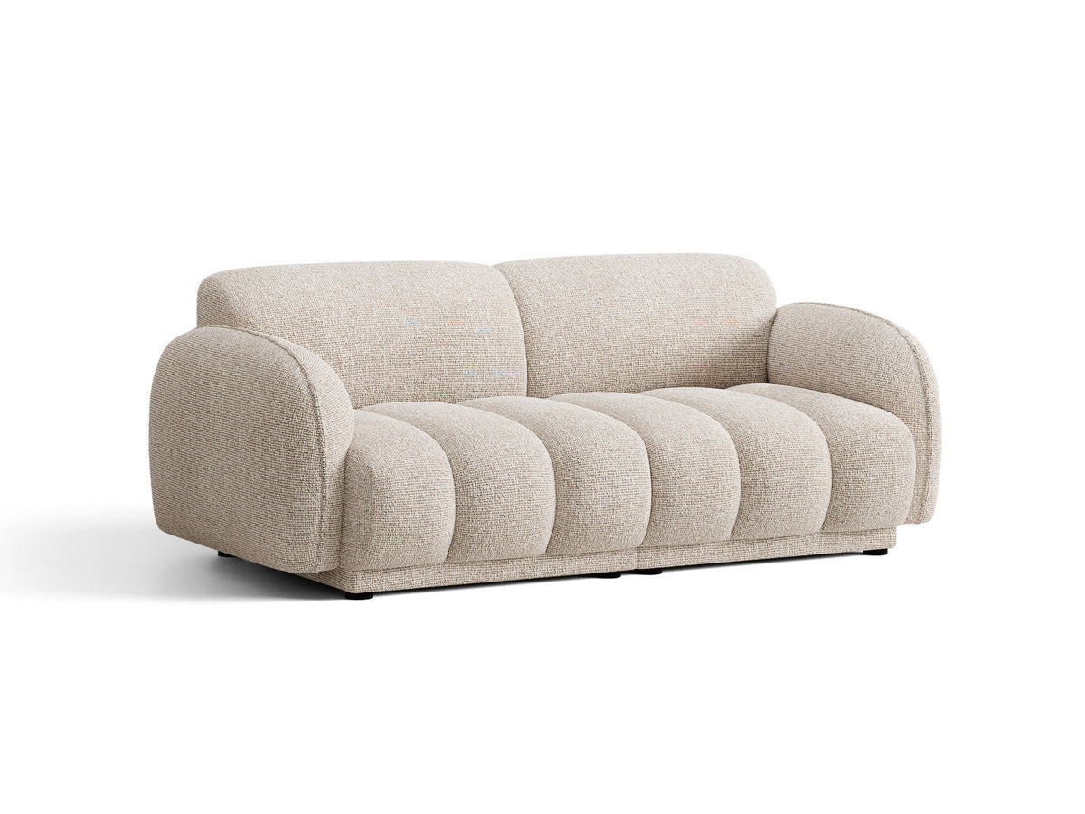 Beige-meliertes 3-Sitzer Sofa Bilbao aus Bouclé-Stoff mit Massivholzrahmen und schwarzen Kunststoffbeinen, Cosmopolitan Design.