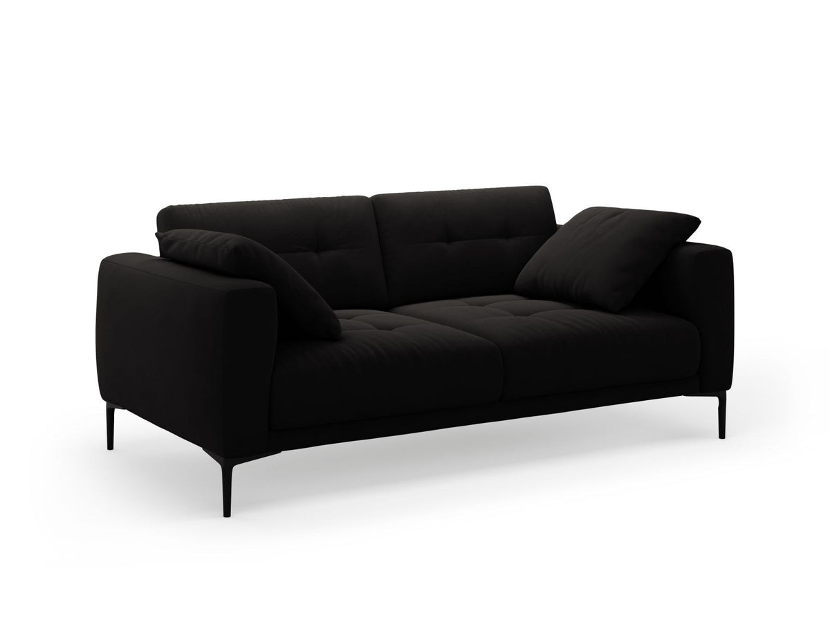 3er Sofa Lazio von Cosmopolitan Design mit Veloursstoff-Bezug in Beige-Salvador, Massivholzrahmen und schwarzen Metallbeinen aus Stahl.