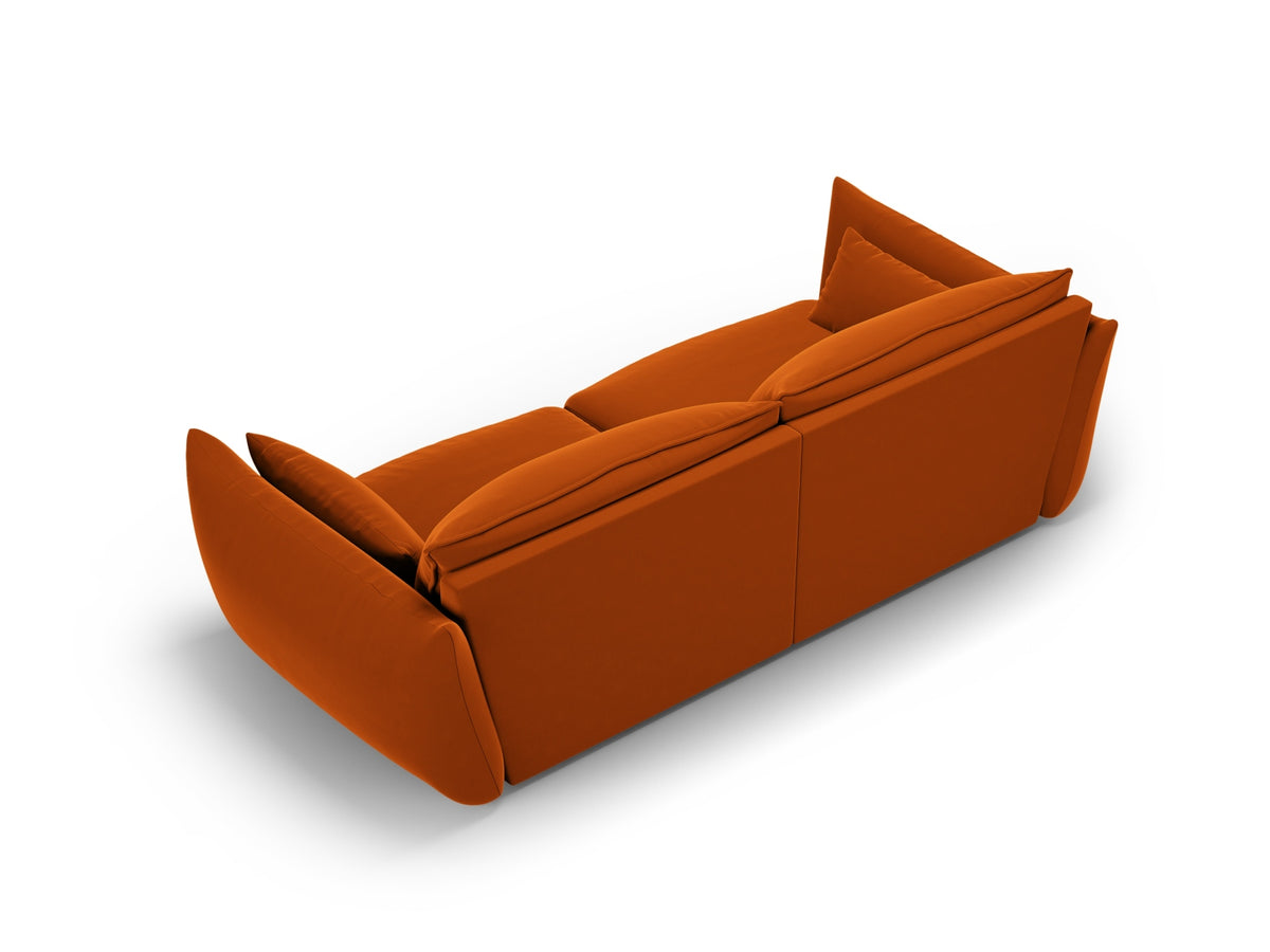 3er Sofa Matera mit Stoffbezug, Massivholzrahmen und schwarzen Kunststoffbeinen
