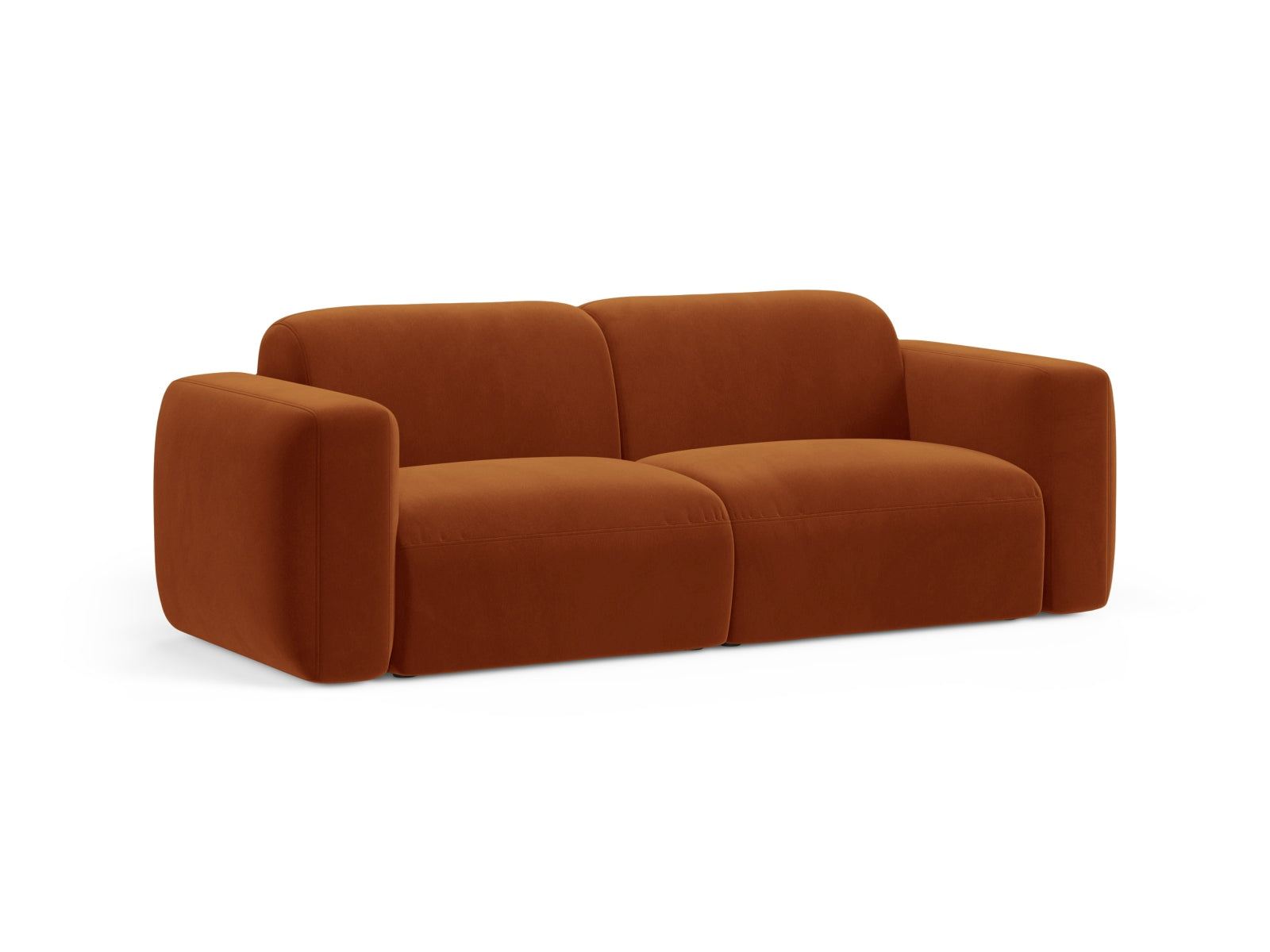 Elegantes Strino Velour 3-Sitzer Sofa in warmem Terracotta, ideal für stilvolle Wohnräume, präsentiert von Cosmopolitan Design.
