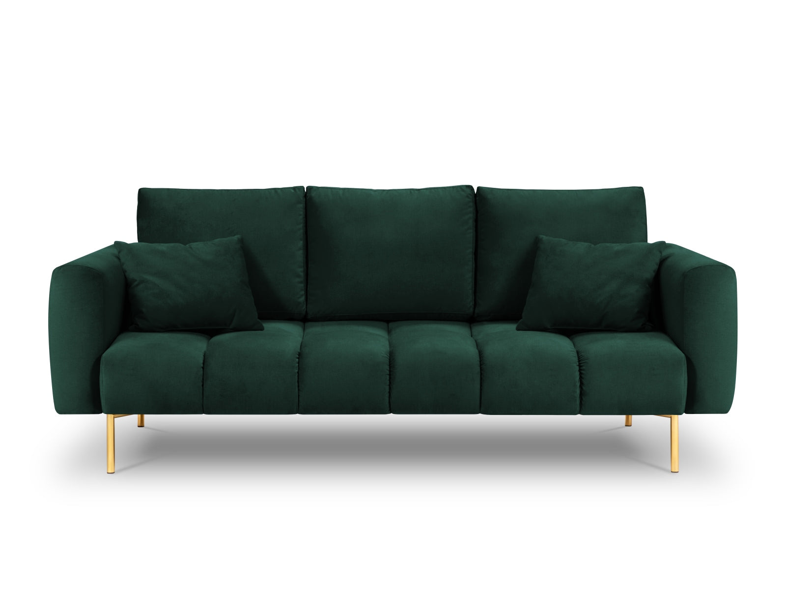 Entdecken Sie das elegante Hastings Velour Sofa 3 Sitzer von Cosmopolitan Design. Perfekt für Ihr Wohnzimmer, bietet es luxuriösen Komfort und zeitloses Design.