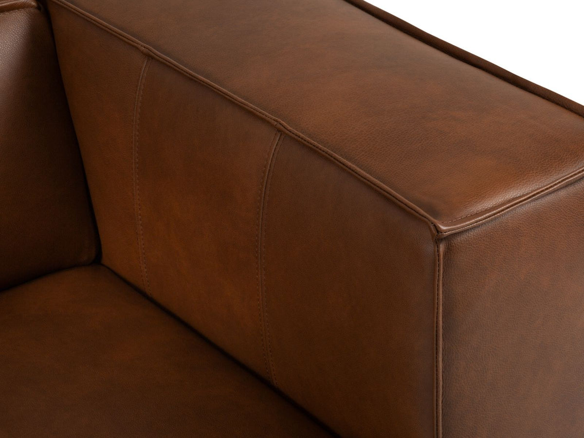 Turin 3er Sofa mit Rindsleder-Bezug in Grey Brown, Holzrahmen und schwarzen Buchenholzbeinen, moderne Form von Cosmopolitan Design.