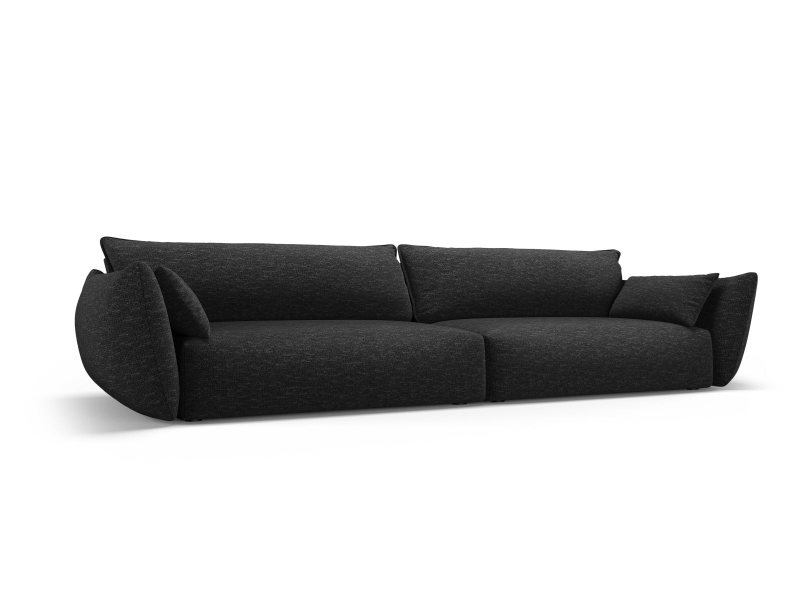 Elegantes 4-Sitzer Sofa Matera in stilvollem Schwarz, ideal für moderne Wohnräume, erhältlich bei KAQTU Design AG.