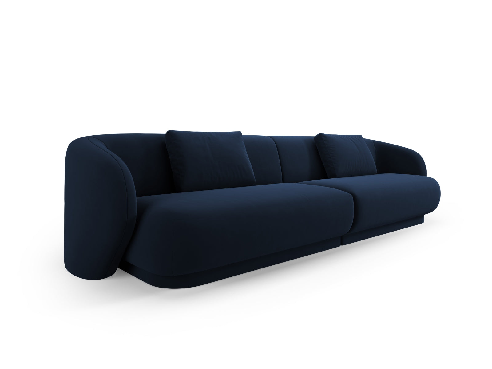 Camden Velour Sofa 4 Sitzer in Royal Blue präsentiert im Onlineshop von KAQTU Design AG. 4er Sofa ist von Cosmopolitan Design