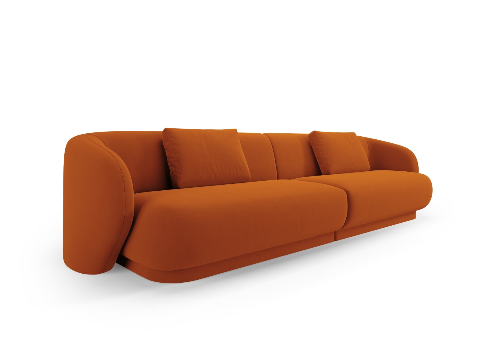 Camden Velour Sofa 4 Sitzer in Terracotta präsentiert im Onlineshop von KAQTU Design AG. 4er Sofa ist von Cosmopolitan Design