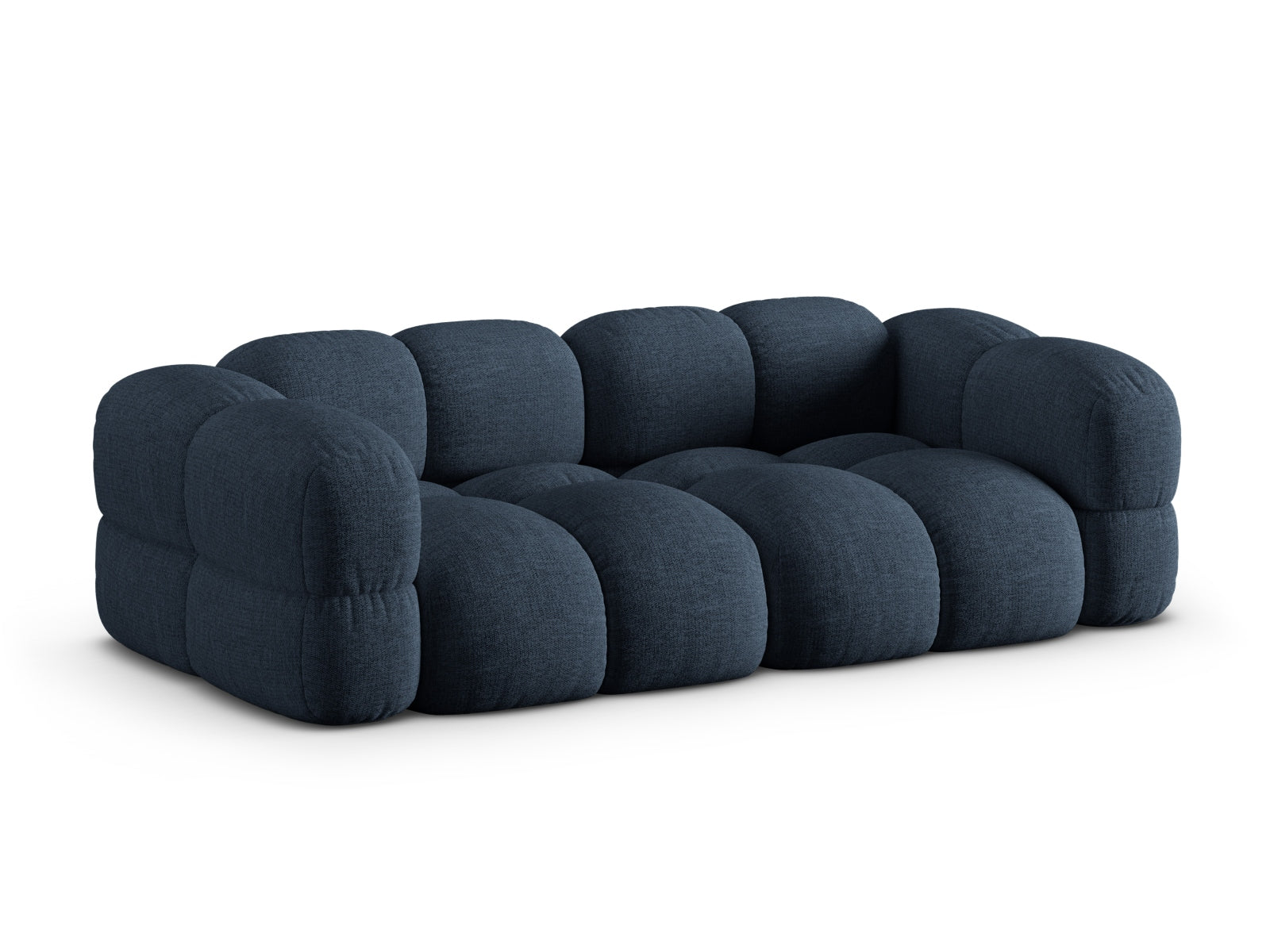 Erleben Sie das Loretto Sofa 4 Sitzer von Cosmopolitan Design – ein stilvolles Möbelstück, das Komfort und Eleganz in Ihr Zuhause bringt.