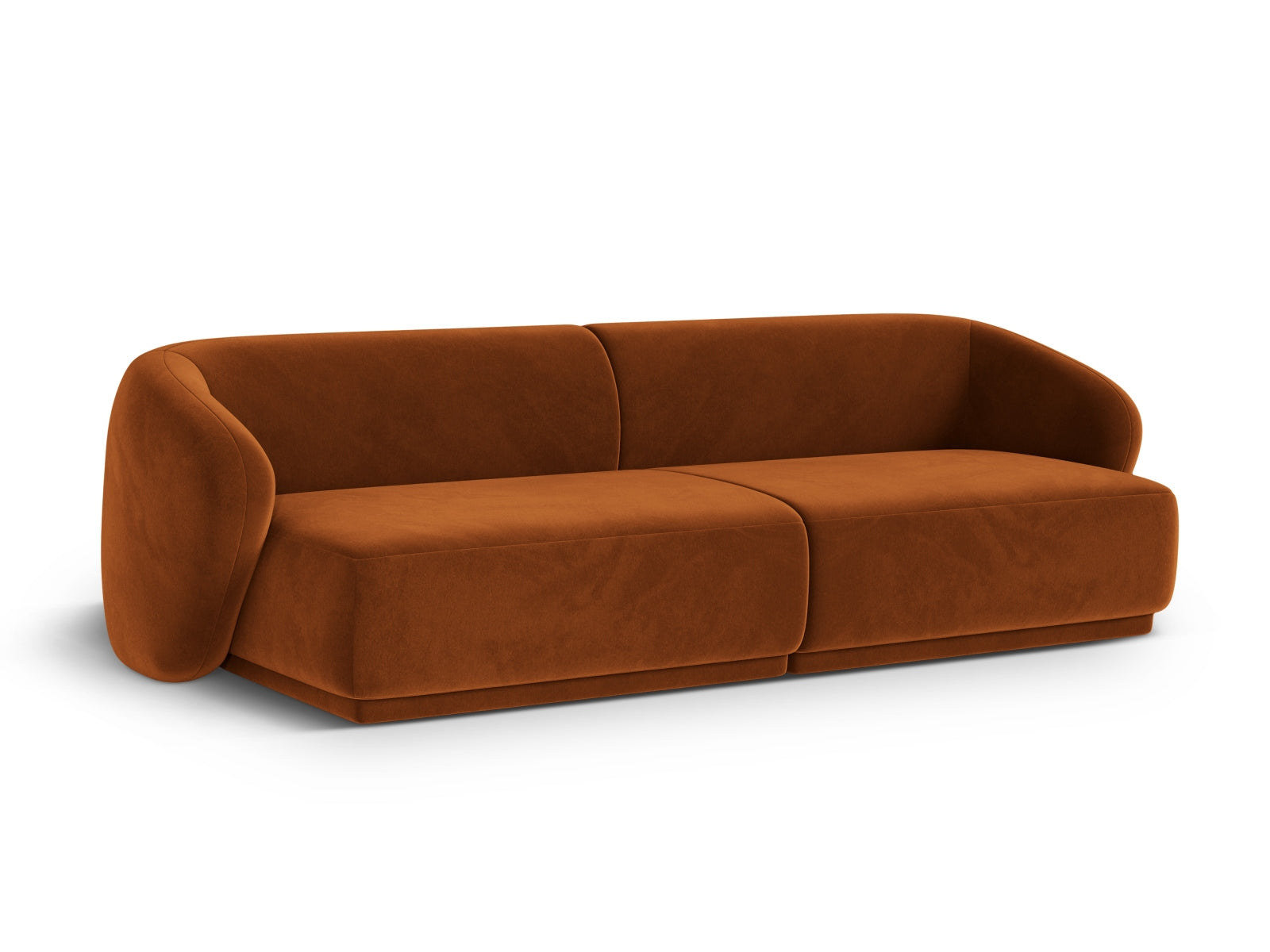 Elegantes 4-Sitzer Sofa Gomera in warmem Terracotta, ideal für stilvolle Wohnräume, erhältlich bei KAQTU Design AG.