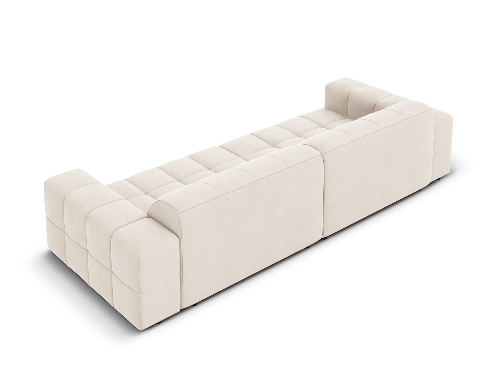 Elegantes 4-Sitzer Sofa Chicago aus weichem Velours in neutralem Beige, ideal für stilvolle Wohnräume und entspannte Stunden.