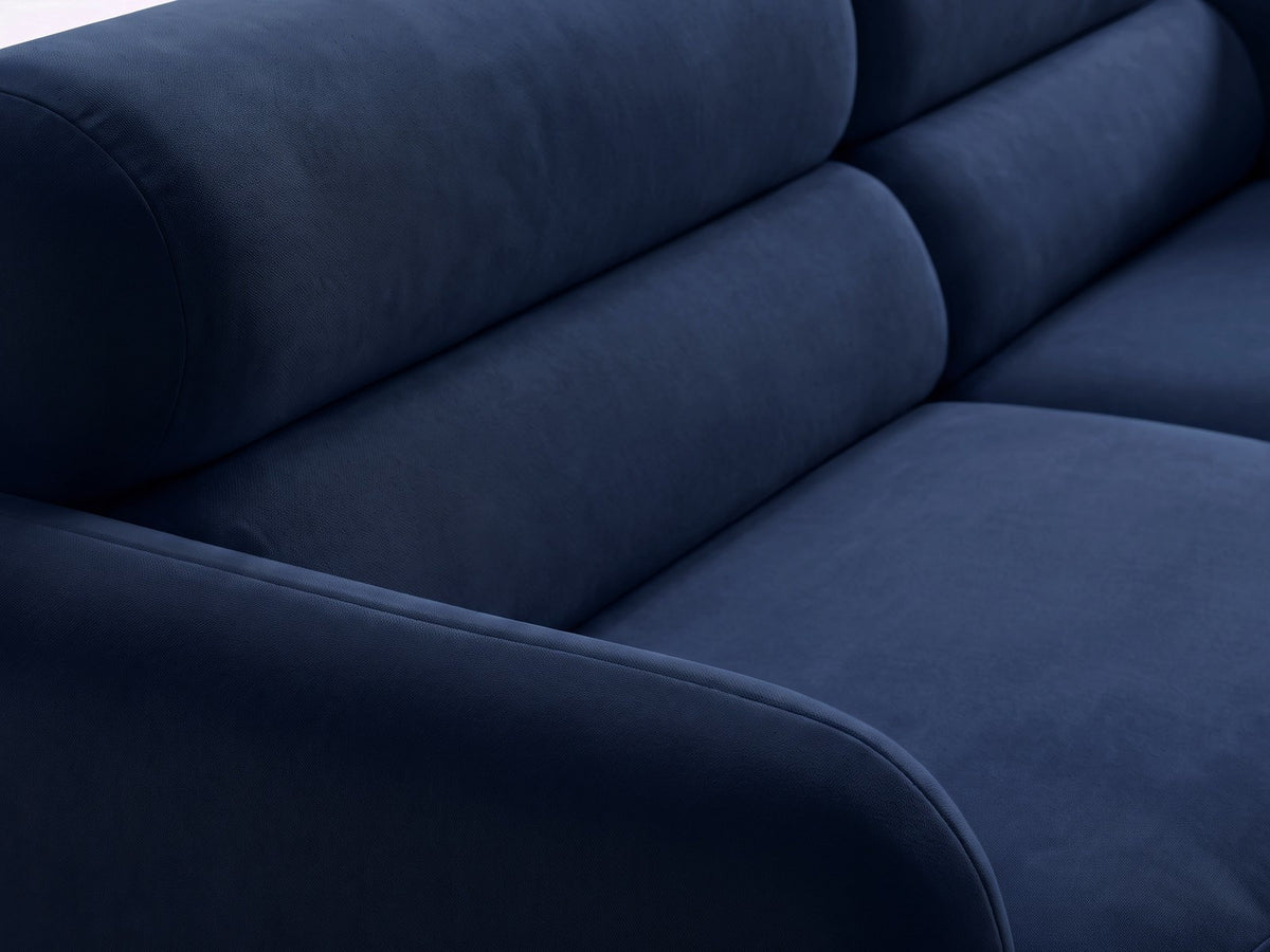 4er Sofa Malmo von Cosmopolitan Design mit Stoffbezug und kurzen schwarzen Kunststoffbeinen