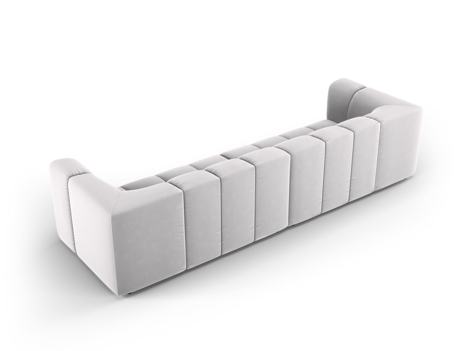 Modulares 4-Sitzer Sofa Moritz in stilvollem Silver-Bluvel, perfekt für zeitgemäße Einrichtungskonzepte und gemütliche Wohnzimmer.
