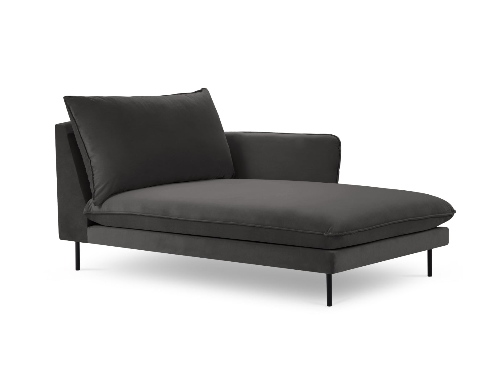 Vienna Velour Sofa Chaise Lounge rechts 1 Sitz 110cm in Dark Grey/Schwarz-Bluvel präsentiert im Onlineshop von KAQTU Design AG. L-Sofa rechts ist von Cosmopolitan Design
