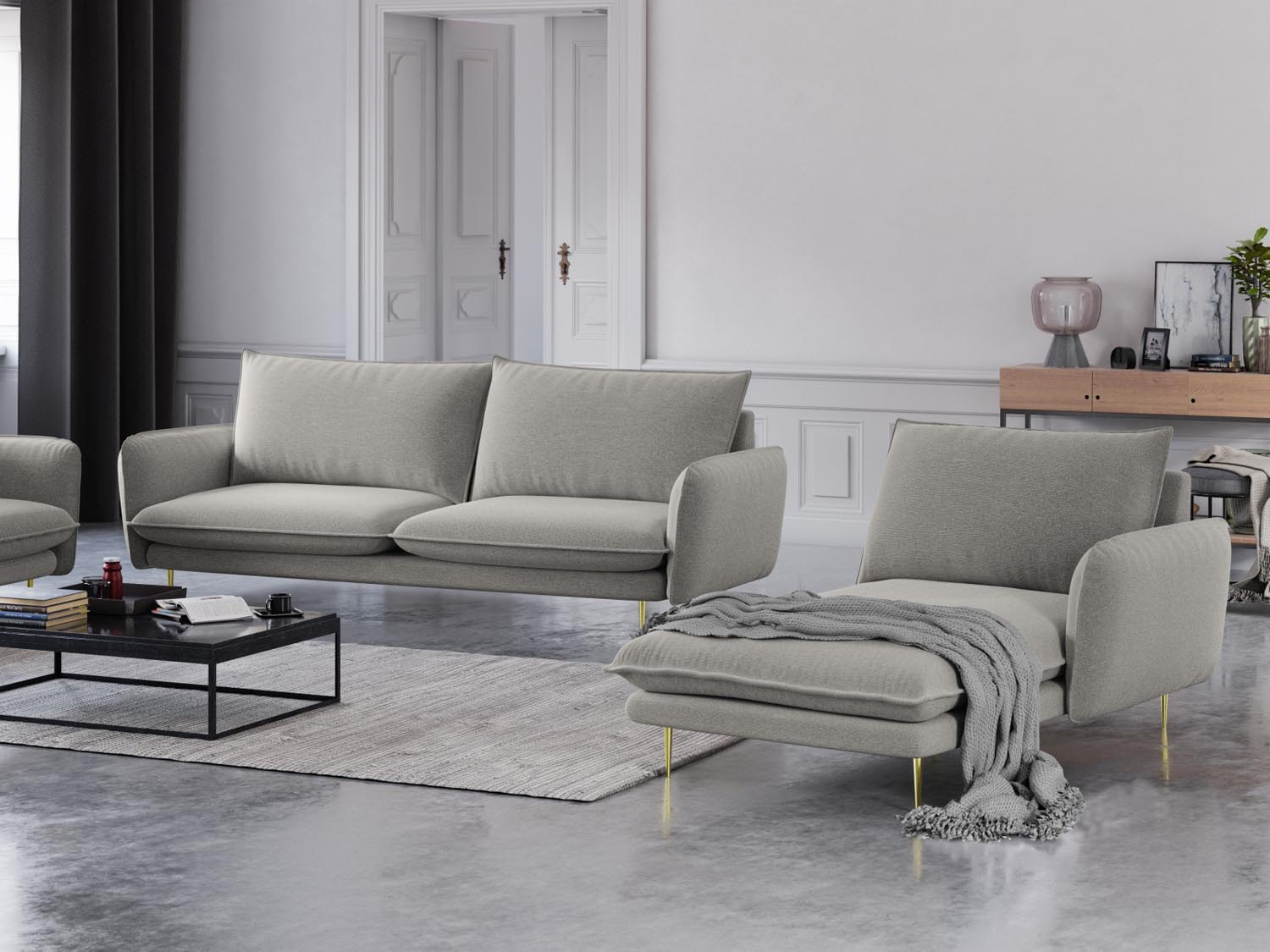Elegantes Vienna Sofa Chaise Lounge in Hellgrau mit goldenen Akzenten, ideal für stilvolle Wohnräume. Rechtsseitige Sitzgelegenheit, 110 cm.