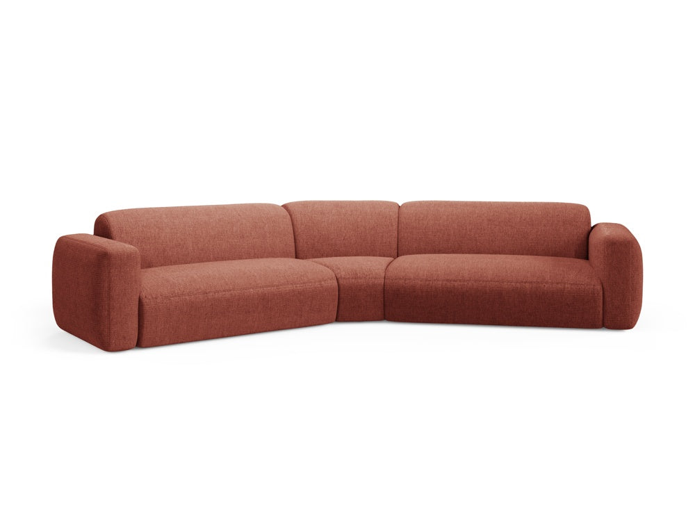 Elegantes Strino Modular Ecksofa in Coral-Sorella, ideal für stilvolle Wohnräume, präsentiert von Cosmopolitan Design.