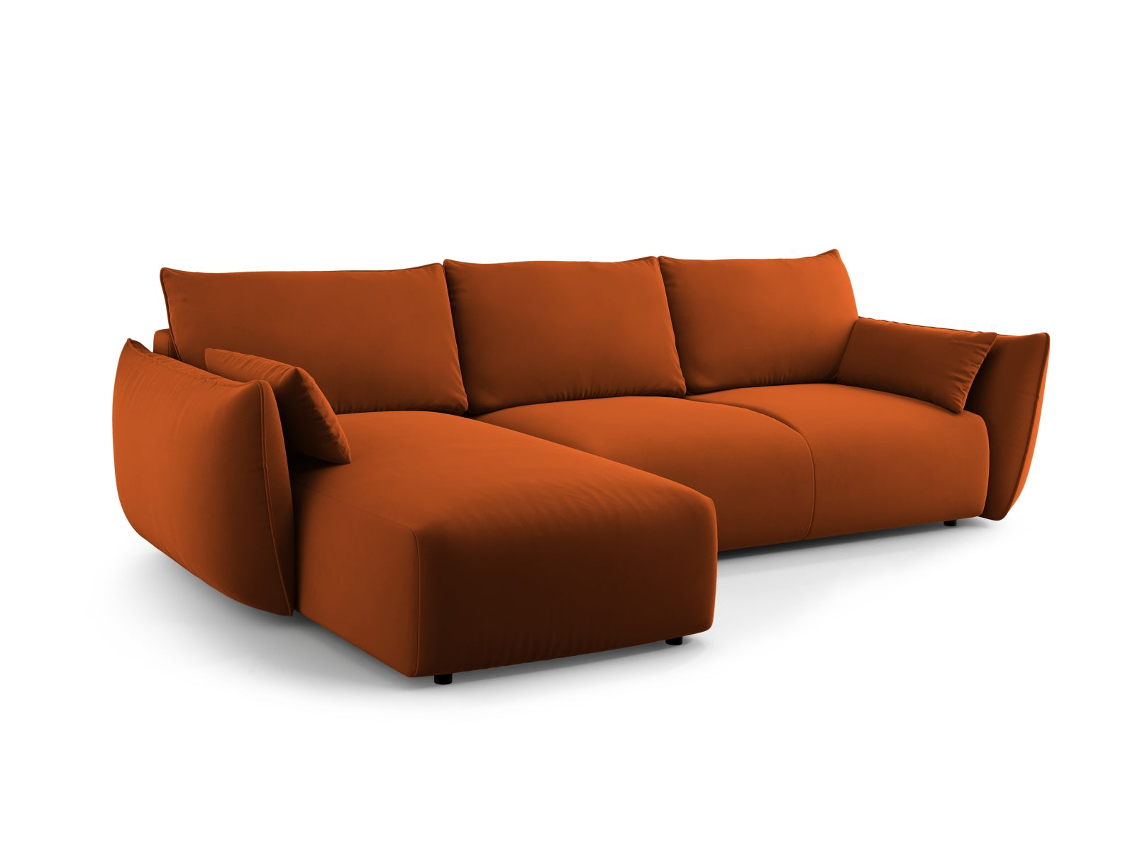 Stylisches 4-Sitzer Ecksofa links in Terracotta mit Schlaffunktion und praktischem Stauraum, ideal für modernes Wohnen.