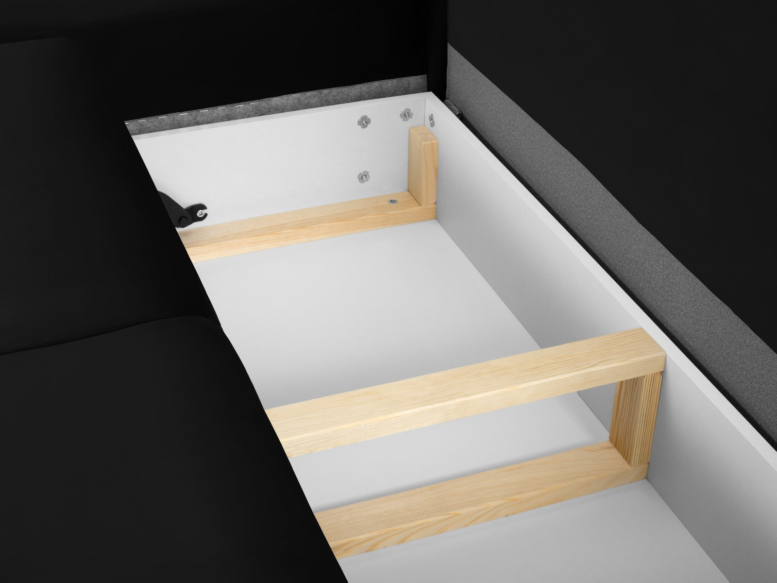 Erleben Sie das Kyoto Velour Ecksofa links: elegantes 5-Sitzer Sofa mit Schlaffunktion und Stauraum, ideal für modernes Wohnen!