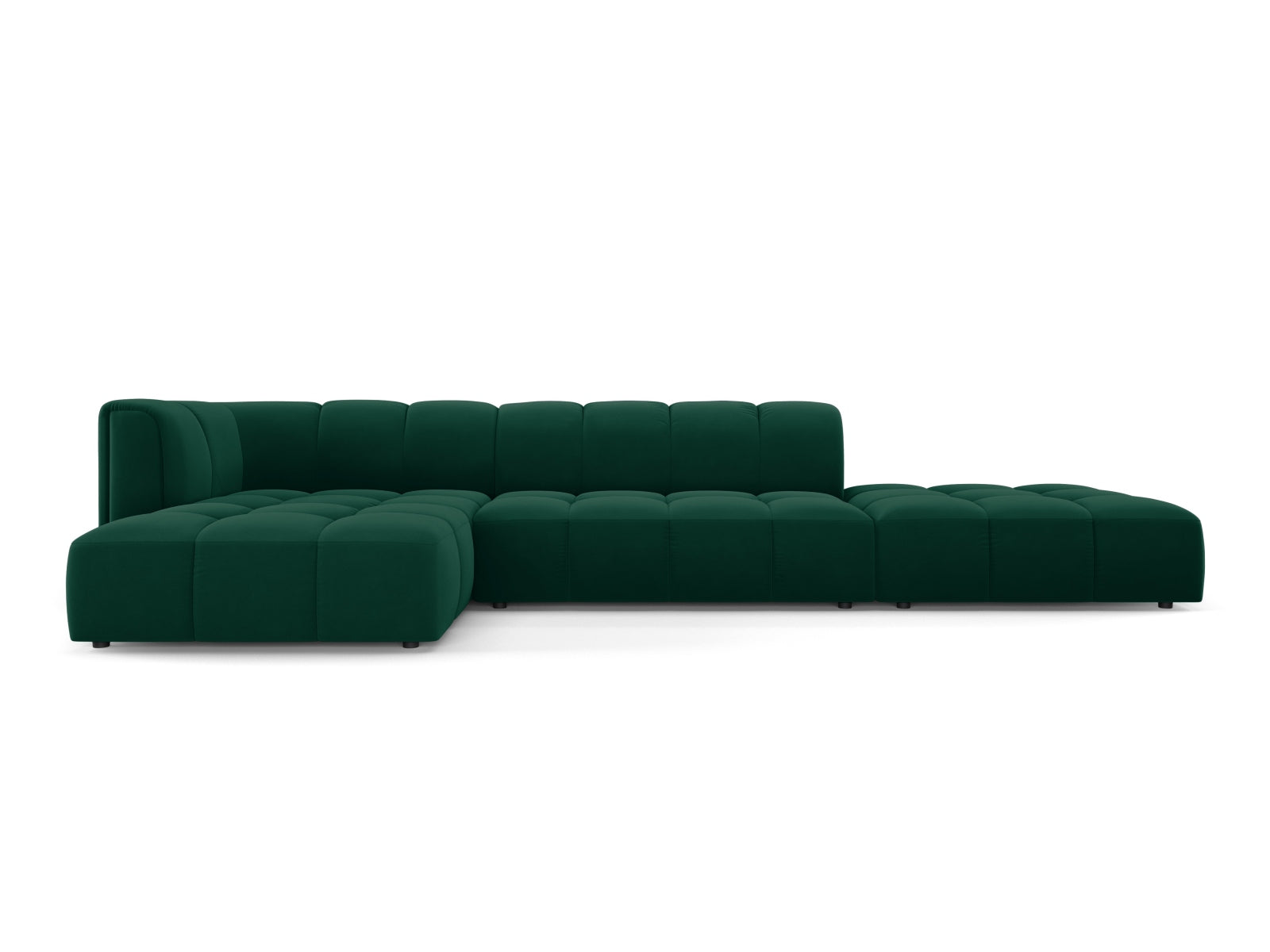 Elegantes 5-Sitzer Ecksofa Moritz in stilvollem Bottle Green-Bluvel, ideal für stilvolle Wohnräume und entspannte Stunden.