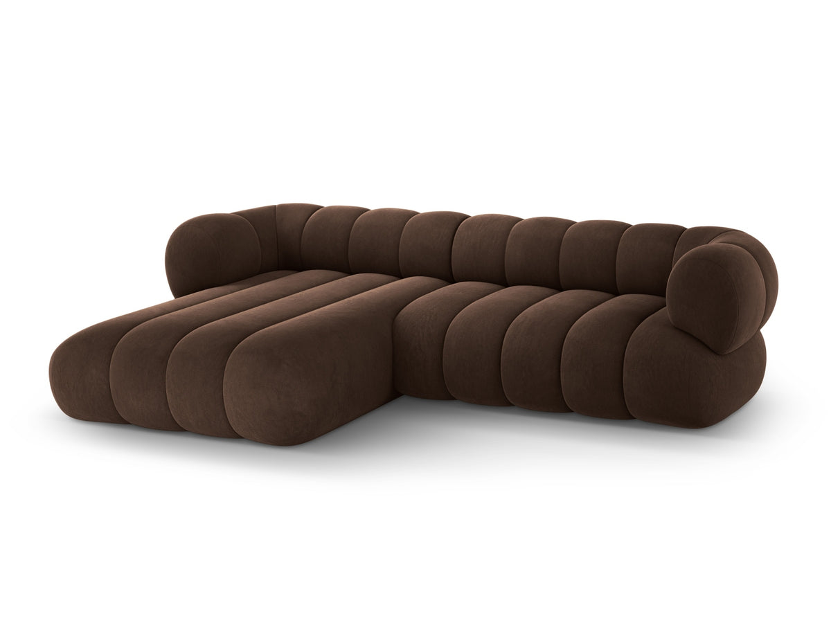 Koge Ecksofa links 5 Sitzer 165cm in Chocolate-Vogue präsentiert im Onlineshop von KAQTU Design AG. L-Sofa links ist von Cosmopolitan Design