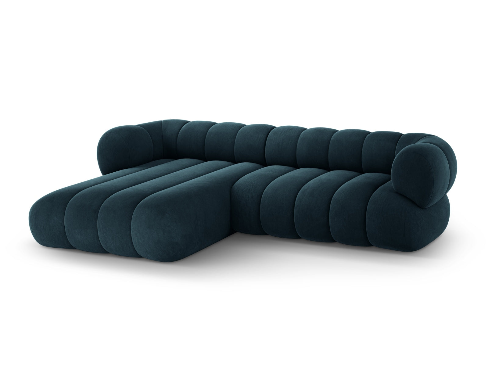 Erleben Sie das Koge Velour Ecksofa links – ein elegantes 5-Sitzer Sofa mit hochwertigem Velours, perfekt für gesellige Abende und entspannte Stunden.