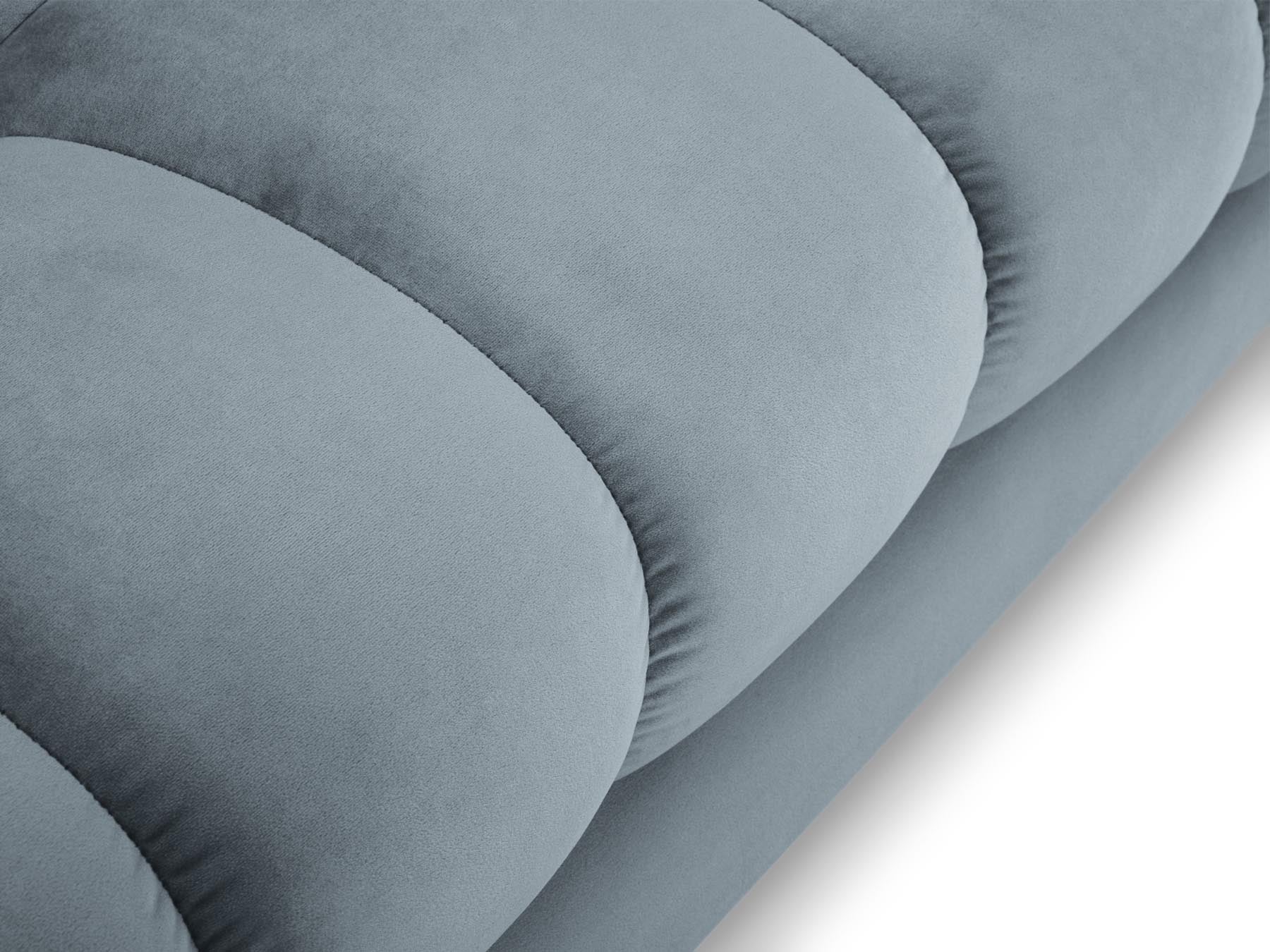 Elegantes 5-Sitzer Ecksofa links Bali in zartem Hellblau, perfekt für stilvolle und einladende Wohnbereiche von Cosmopolitan Design.