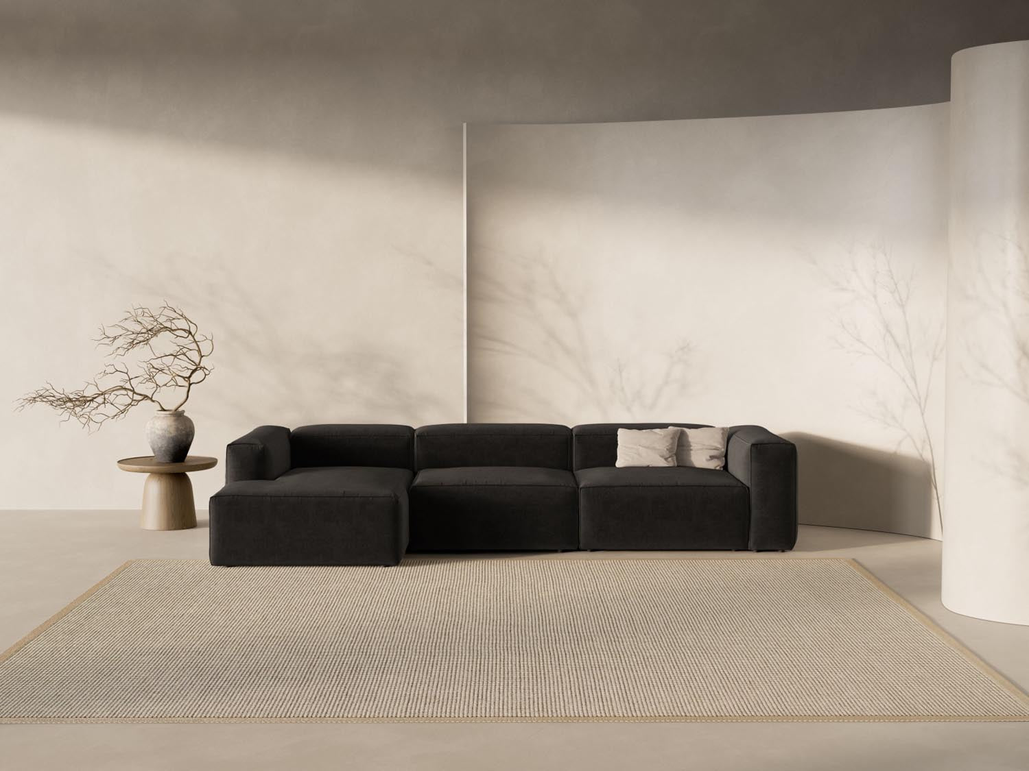 Bergamo Modulares Ecksofa links 4 Sitzer in Black-Liberty präsentiert im Onlineshop von KAQTU Design AG. Ecksofa links ist von Cosmopolitan Design