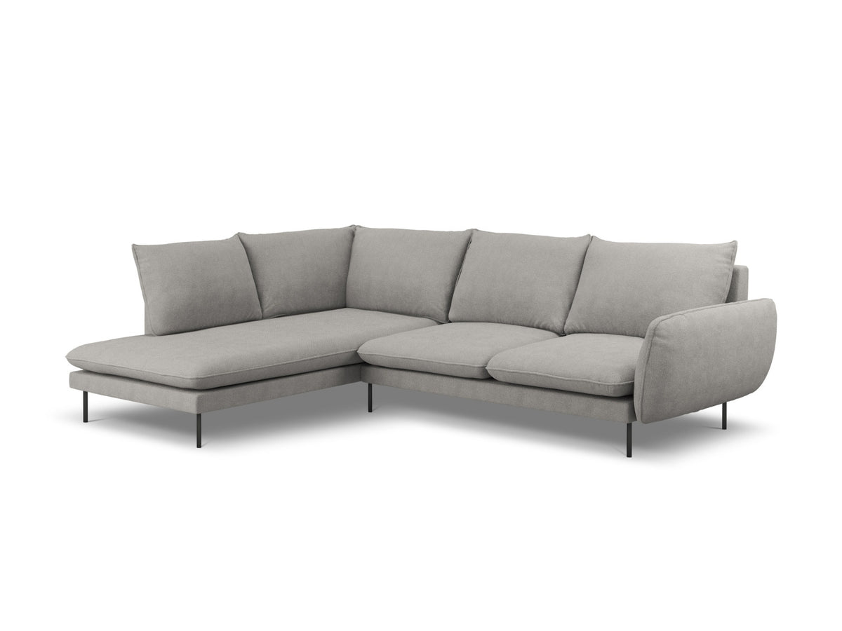 Vienna Ecksofa links 6 Sitzer 185cm in Light Grey/Schwarz-Asgard/ Positano präsentiert im Onlineshop von KAQTU Design AG. Ecksofa links ist von Cosmopolitan Design