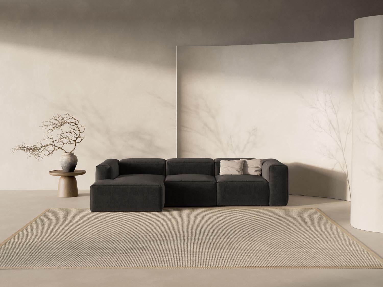 Bergamo Modulares Ecksofa links 3 Sitzer in Black-Liberty präsentiert im Onlineshop von KAQTU Design AG. Ecksofa links ist von Cosmopolitan Design