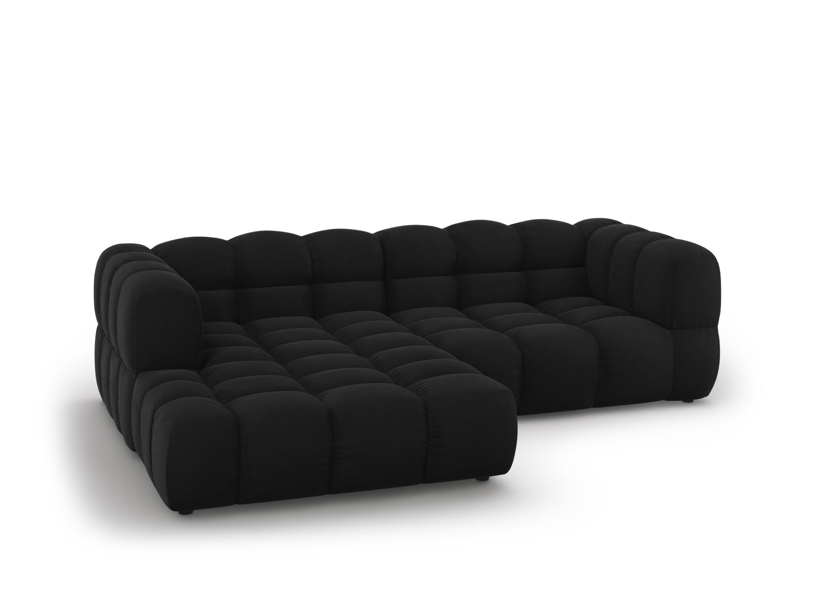 Erleben Sie das Sky Velour Ecksofa links – 3-Sitzer 162cm von Cosmopolitan Design. Luxuriös, anpassbar und perfekt für entspannte Momente.