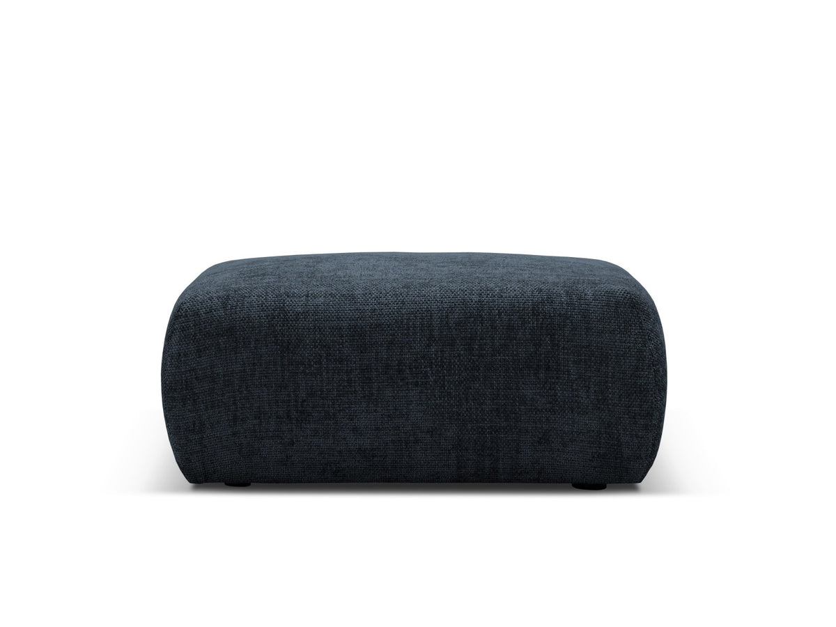 Gepolsterter Pouf Matera mit Velourbezug auf schwarzen Kunststoffbeinen, Cosmopolitan Design