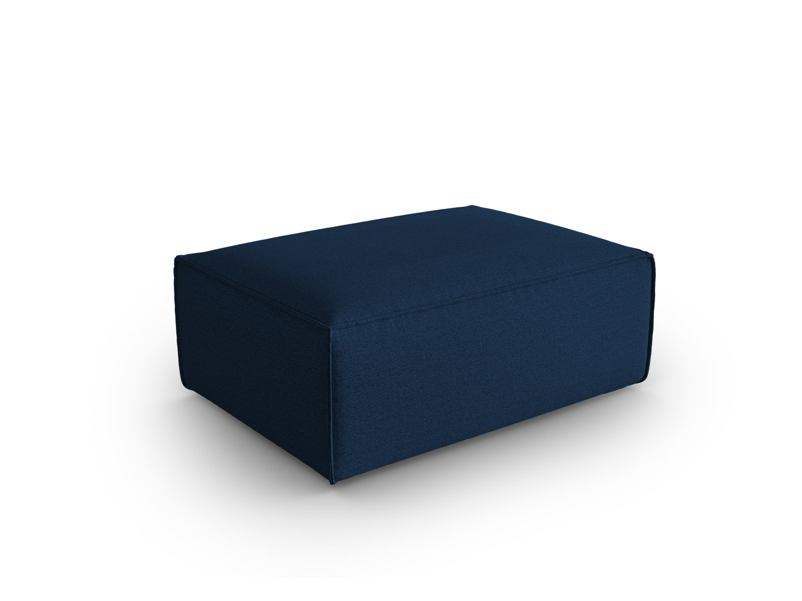 Erleben Sie den Mackay Pouf 1 Sitzer von Cosmopolitan Design – ein stilvoller Velours-Hocker, der modernen Komfort und Eleganz in jeden Raum bringt.