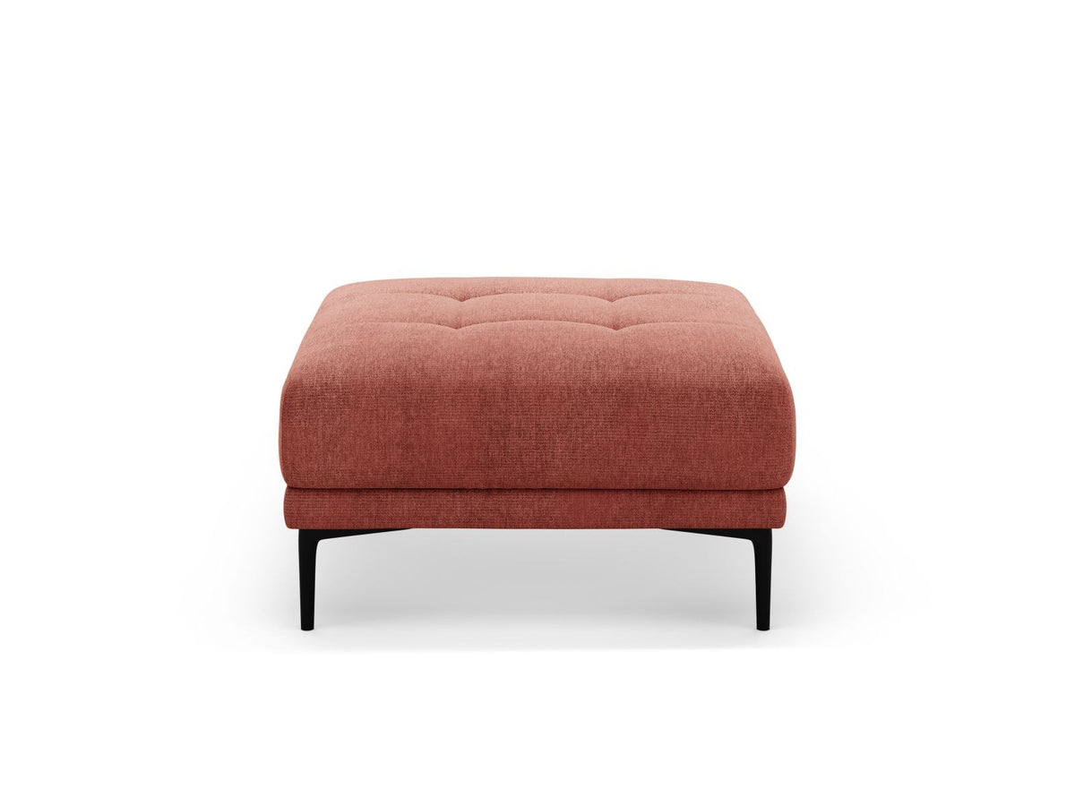 Runder Pouf mit beigem Sorella-Strukturstoff, gepolstertem Sitz und schwarzen Metallbeinen, freistehend fotografiert vor neutralem Hintergrund.