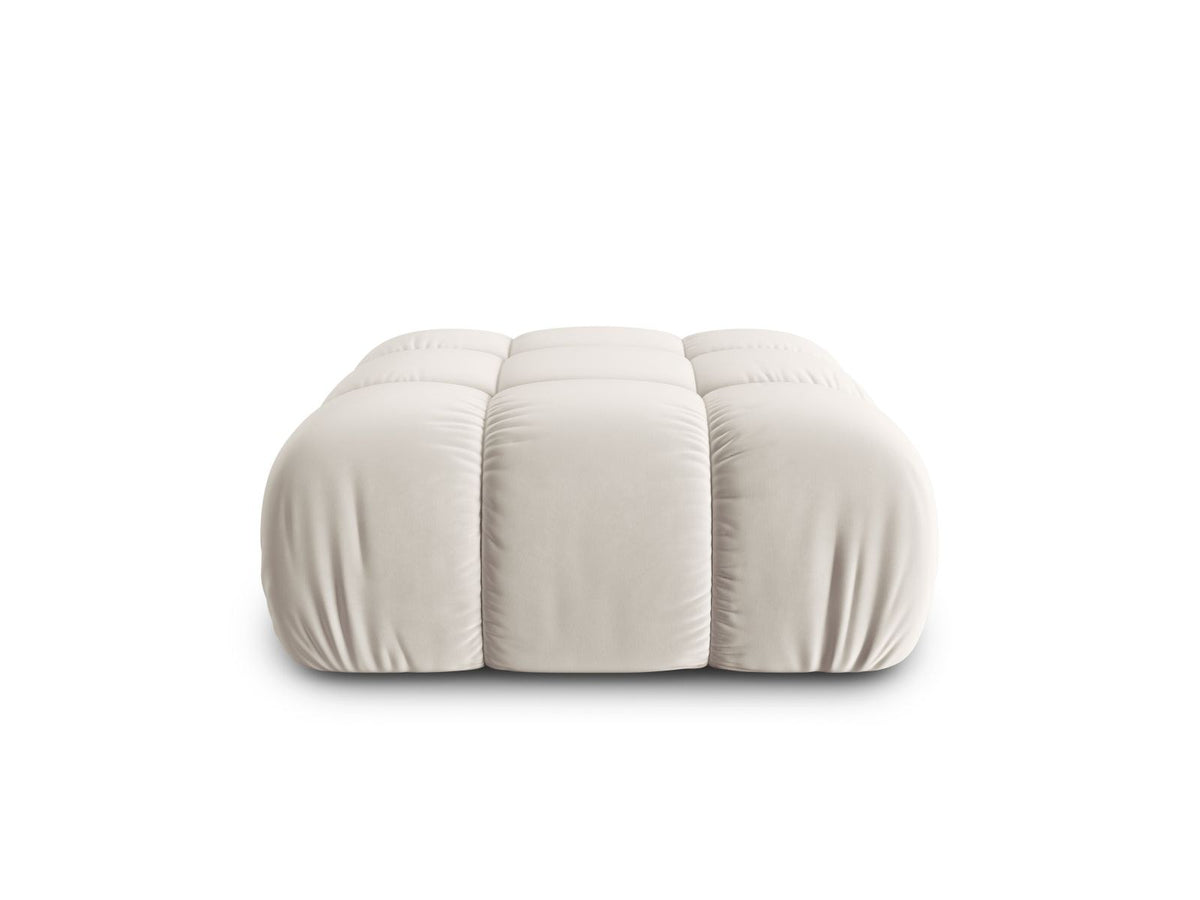 Rosafarbener Samt-Pouf Cortina von Cosmopolitan Design, quadratische Form, schwarze Kunststoffbeine, Sitzhöhe 43cm, Frontalansicht auf hellem Hintergrund