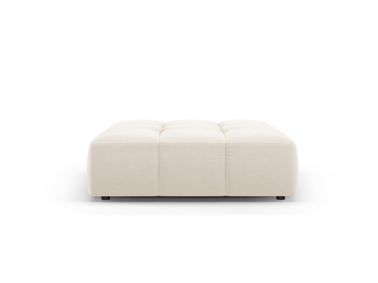 Eleganter 1-Sitzer Pouf Moritz in sanftem Light Beige-Bluvel, ideal für stilvolle Wohnräume und gemütliche Sitzgelegenheiten.