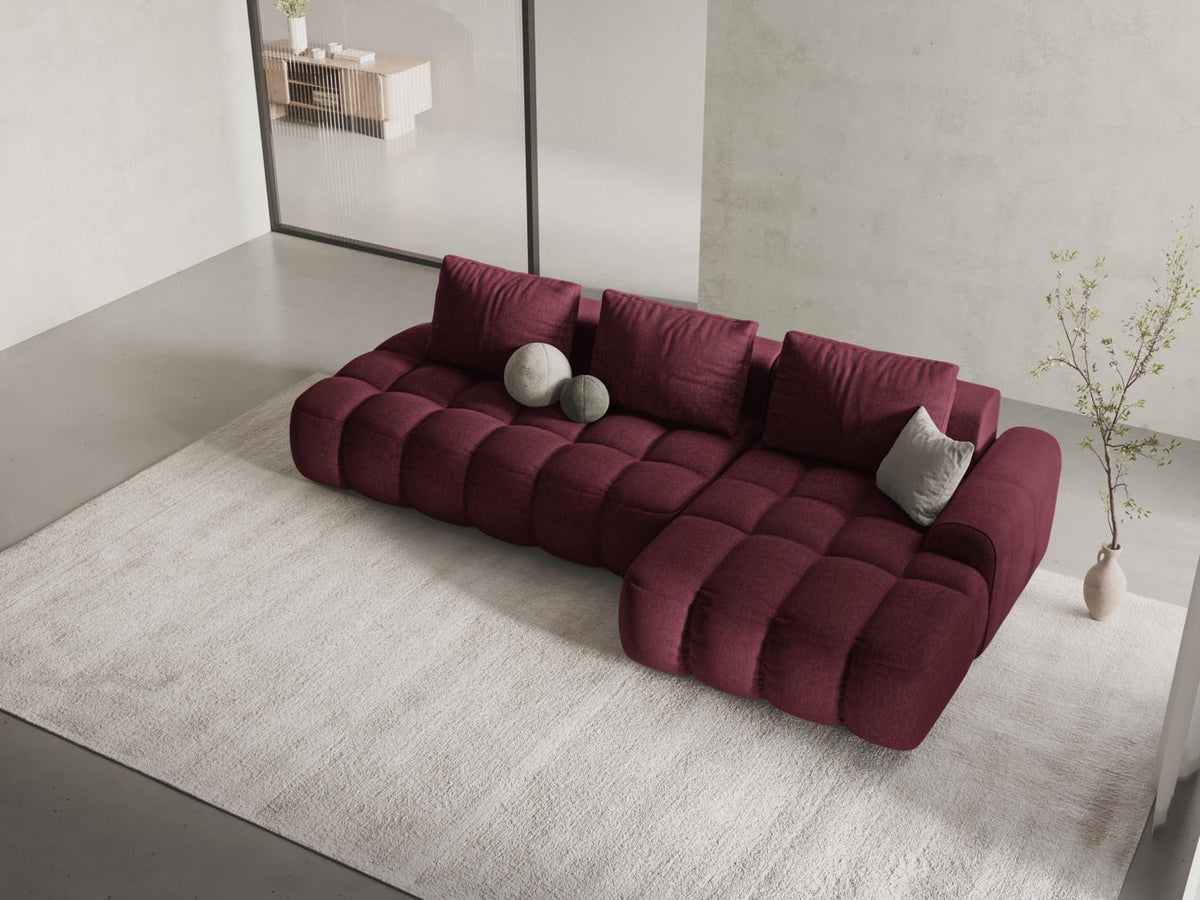 Linz Ecksofa Open end rechts mit Schlaffunktion und Stauraumbox 3 Sitzer 142cm in Burgundy-Sorella präsentiert im Onlineshop von KAQTU Design AG. Bettsofa rechts ist von Cosmopolitan Design