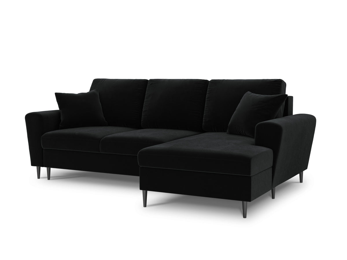 Kyoto Ecksofa rechts mit Schlaffunktion und Stauraumbox 4 Sitzer 145cm in Black-Riviera präsentiert im Onlineshop von KAQTU Design AG. Bettsofa rechts ist von Cosmopolitan Design