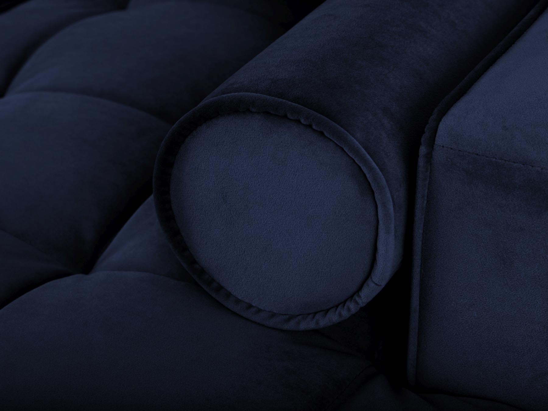 Elegantes Ecksofa in Royal Blue, ideal für 5 Personen. Verfügt über eine Schlaffunktion und Stauraum, perfekt für jedes Wohnzimmer.