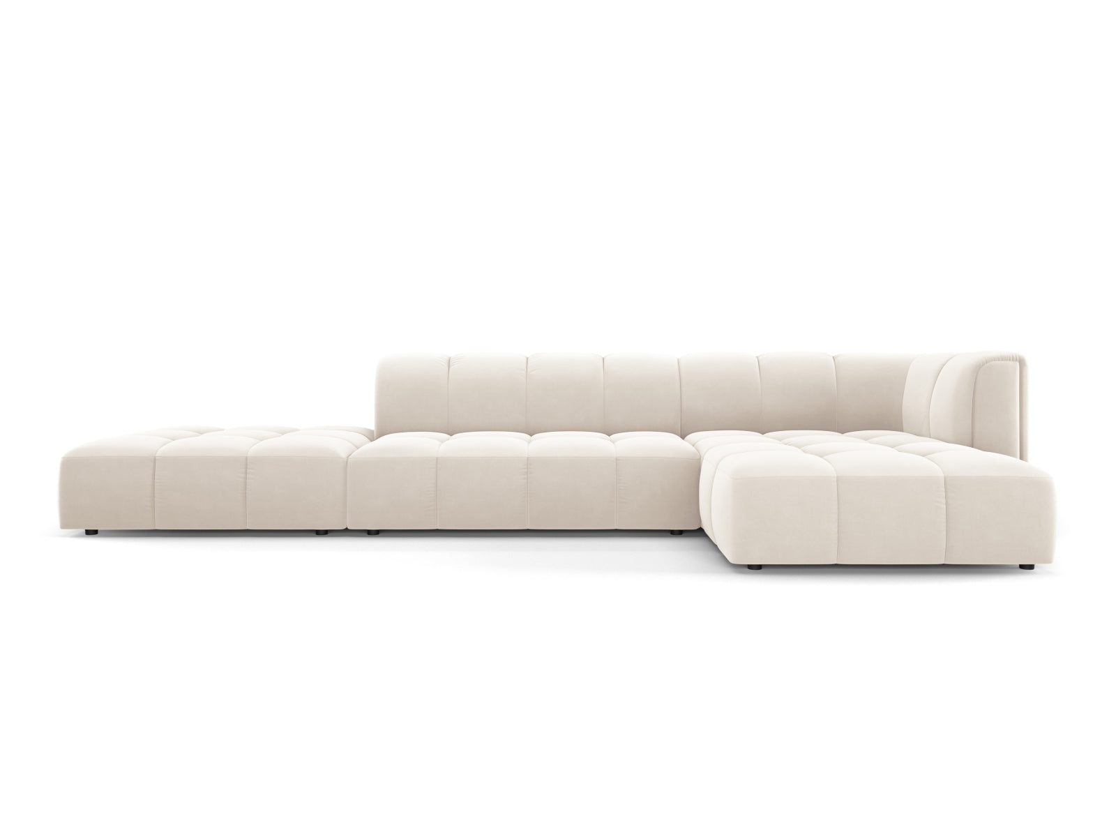 Elegantes 5-Sitzer Ecksofa Moritz in hellem Beige, ideal für moderne Wohnräume, erhältlich bei Cosmopolitan Design.