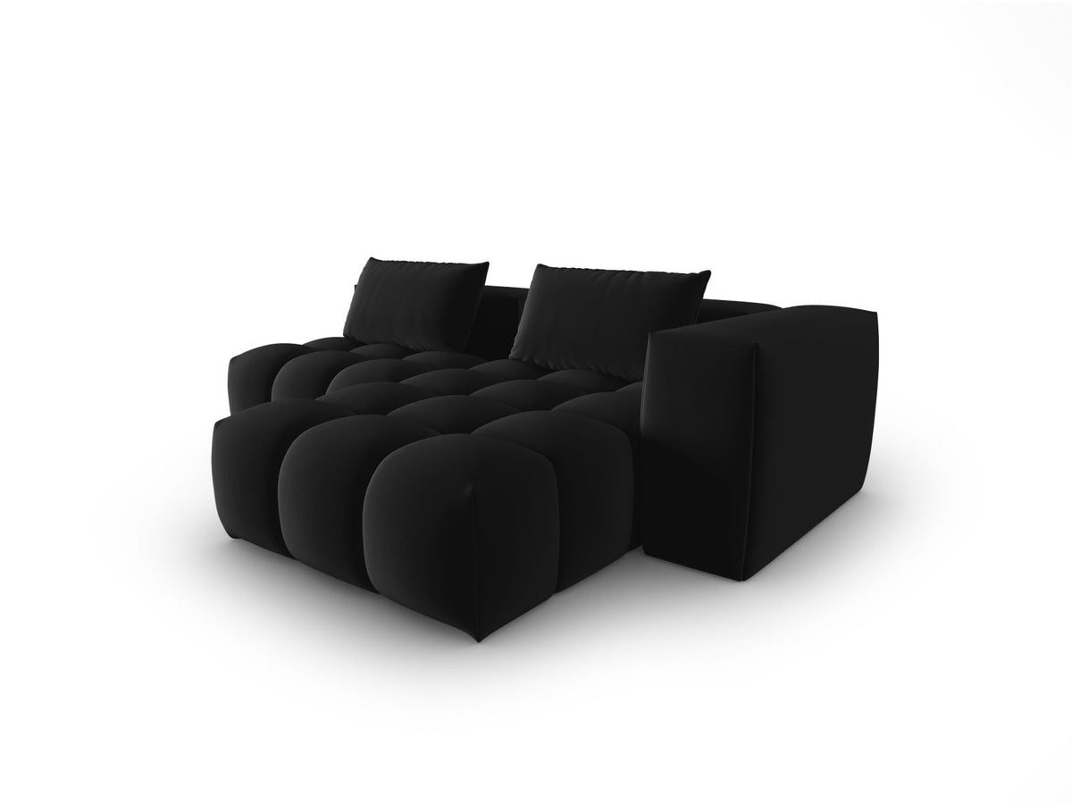 Modulares Ecksofa rechts in Sand-Casino Samt mit Massivholzrahmen, schwarzen Kunststoffbeinen und drei Sitzplätzen, seitliche Ansicht.