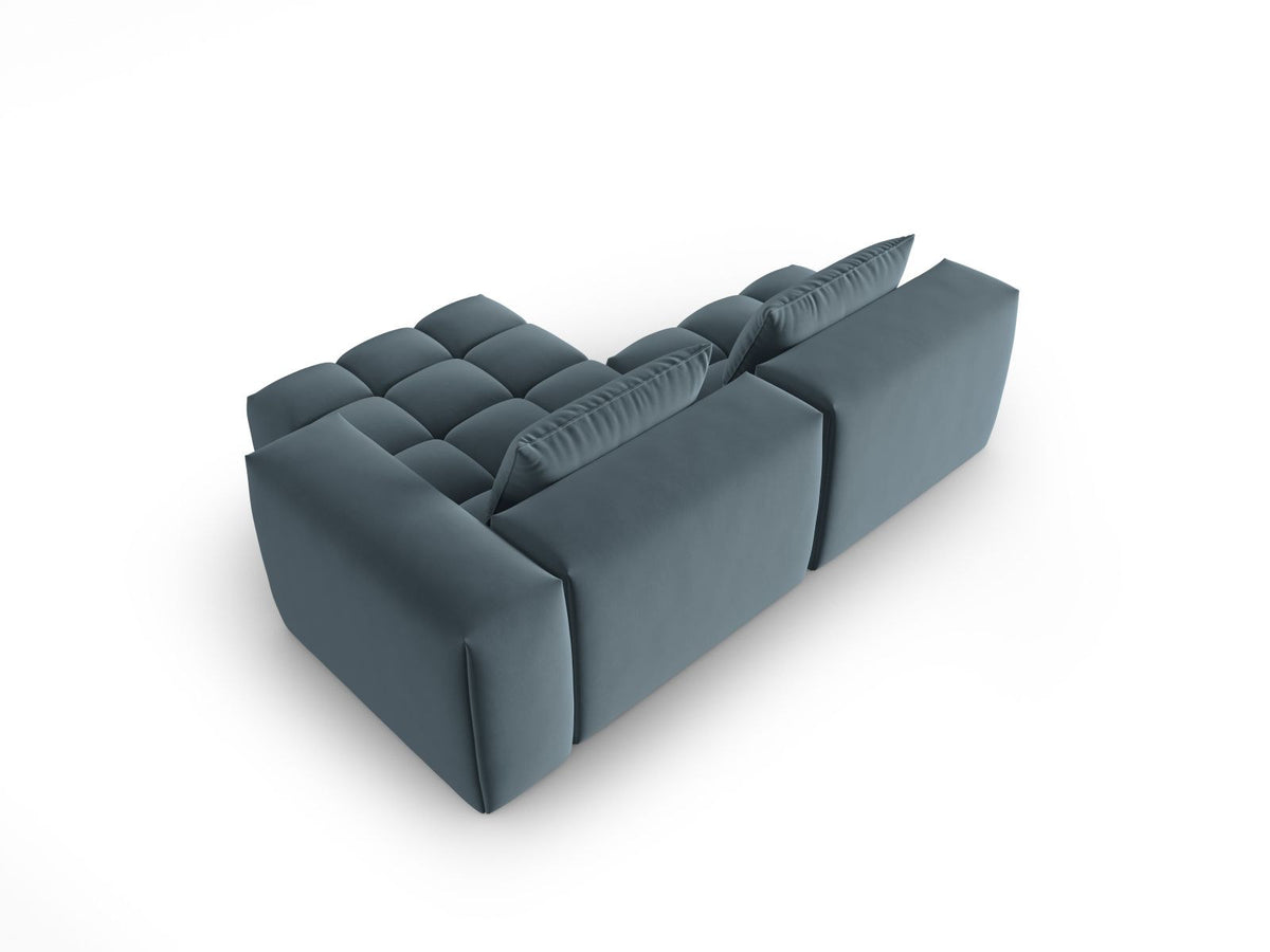 Modulares Ecksofa rechts in Sand-Casino Samt mit Massivholzrahmen, schwarzen Kunststoffbeinen und drei Sitzplätzen, seitliche Ansicht.