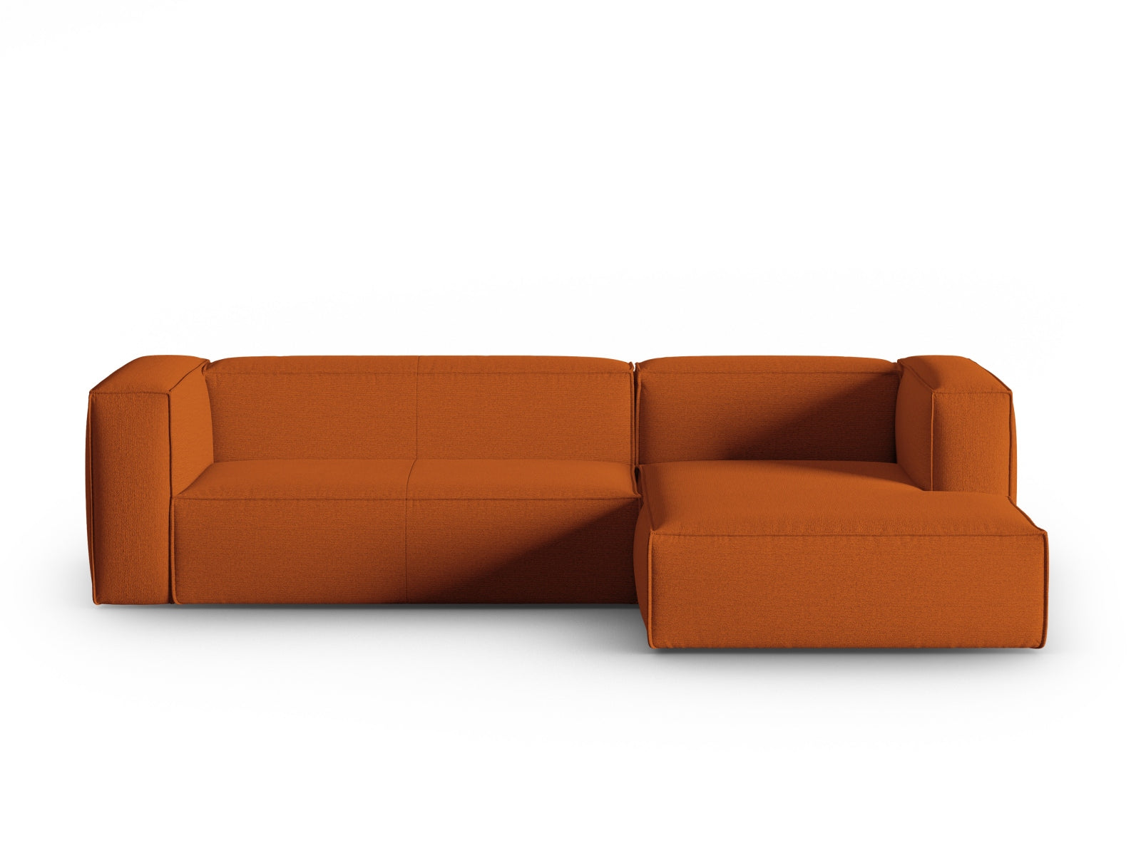 Mackay Ecksofa rechts 4 Sitzer in Terracotta präsentiert im Onlineshop von KAQTU Design AG. Ecksofa rechts ist von Cosmopolitan Design