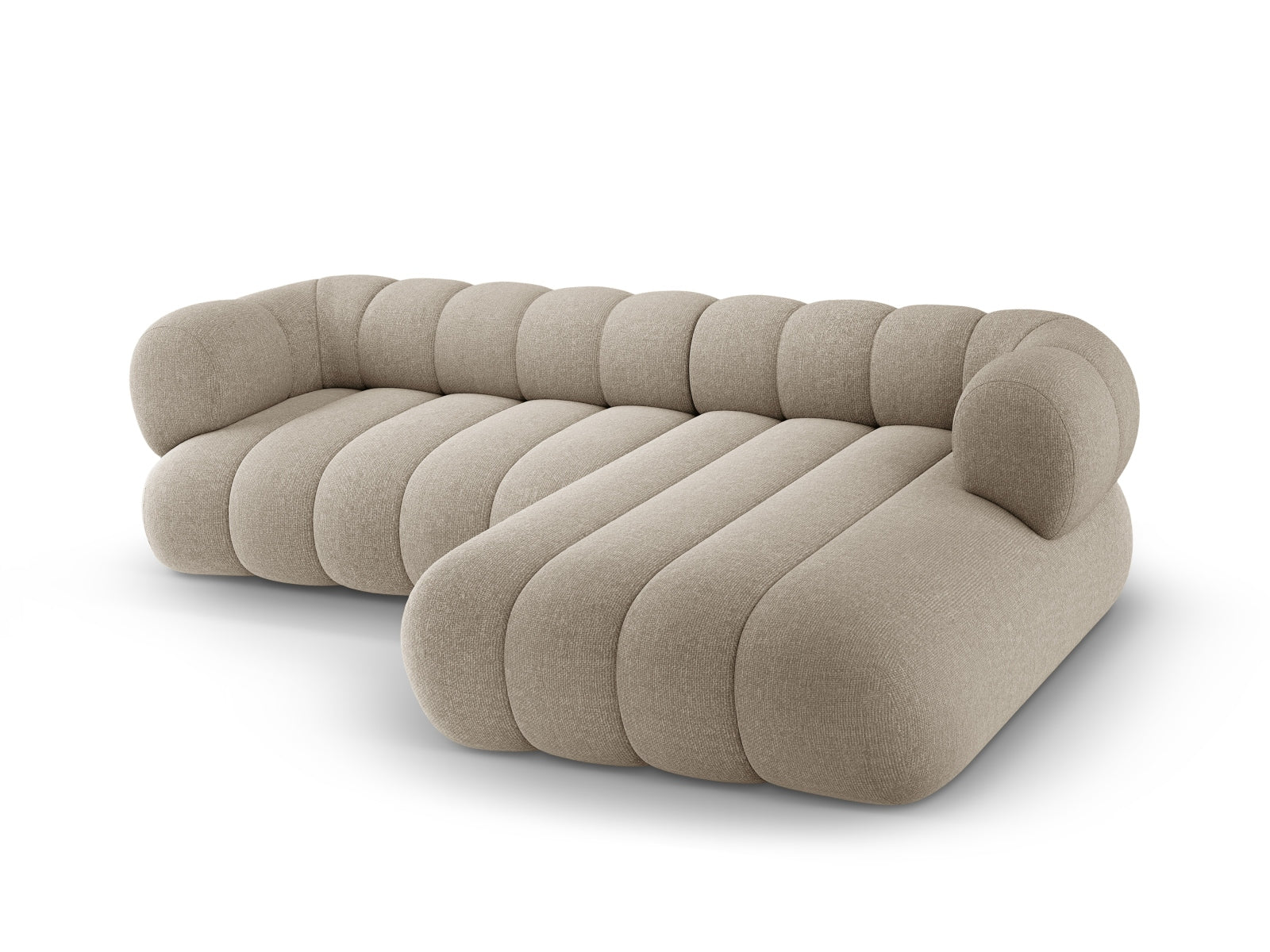 Elegantes Koge Ecksofa rechts, 5 Sitzer in stilvollem Dunkelbeige, ideal für gemütliche und moderne Wohnräume von Cosmopolitan Design.