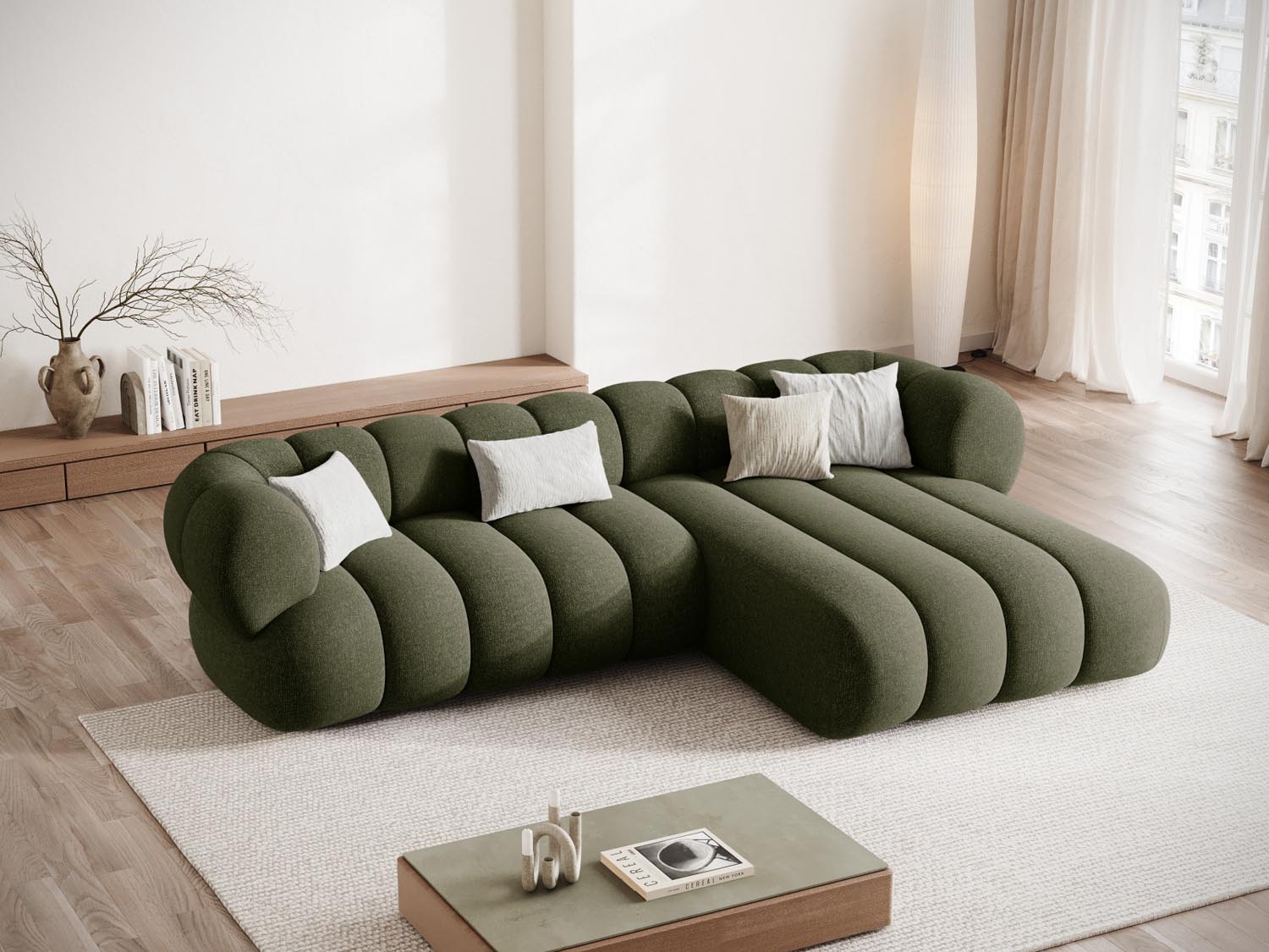 Modernes Koge Ecksofa rechts 5 Sitzer in Green-Eden, stilvoll und komfortabel, ideal für jedes Wohnzimmer. Entdecken Sie das Design von Cosmopolitan.