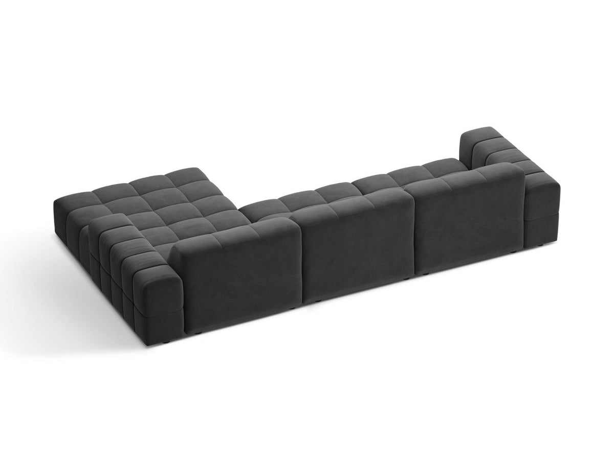 Ecksofa mit Récamiere rechts, Bezug aus Samtstoff in Light Beige, schwarze Kunststoffbeine, massives Holzgestell.