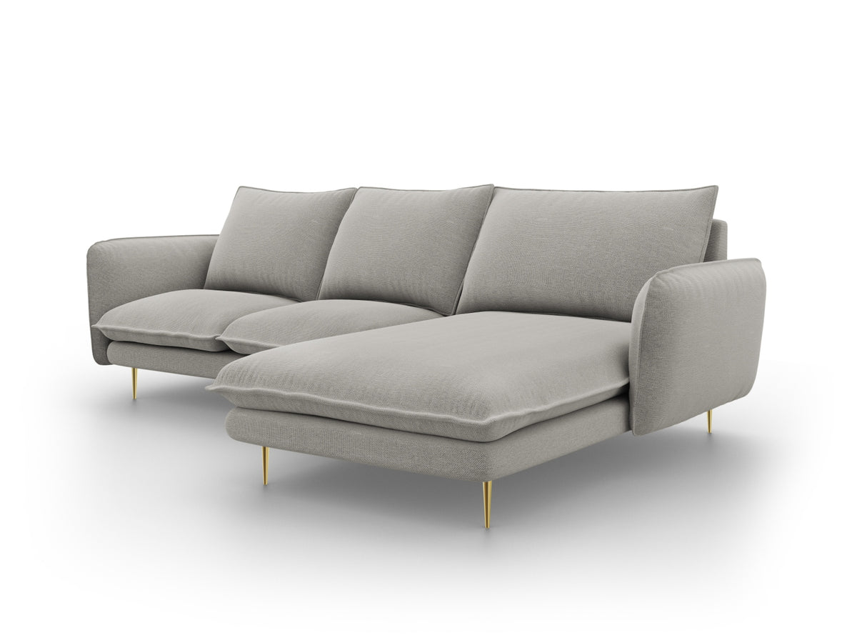 Vienna Ecksofa rechts 5 Sitzer 170cm in Light Grey/Gold-Asgard/ Positano präsentiert im Onlineshop von KAQTU Design AG. L-Sofa rechts ist von Cosmopolitan Design