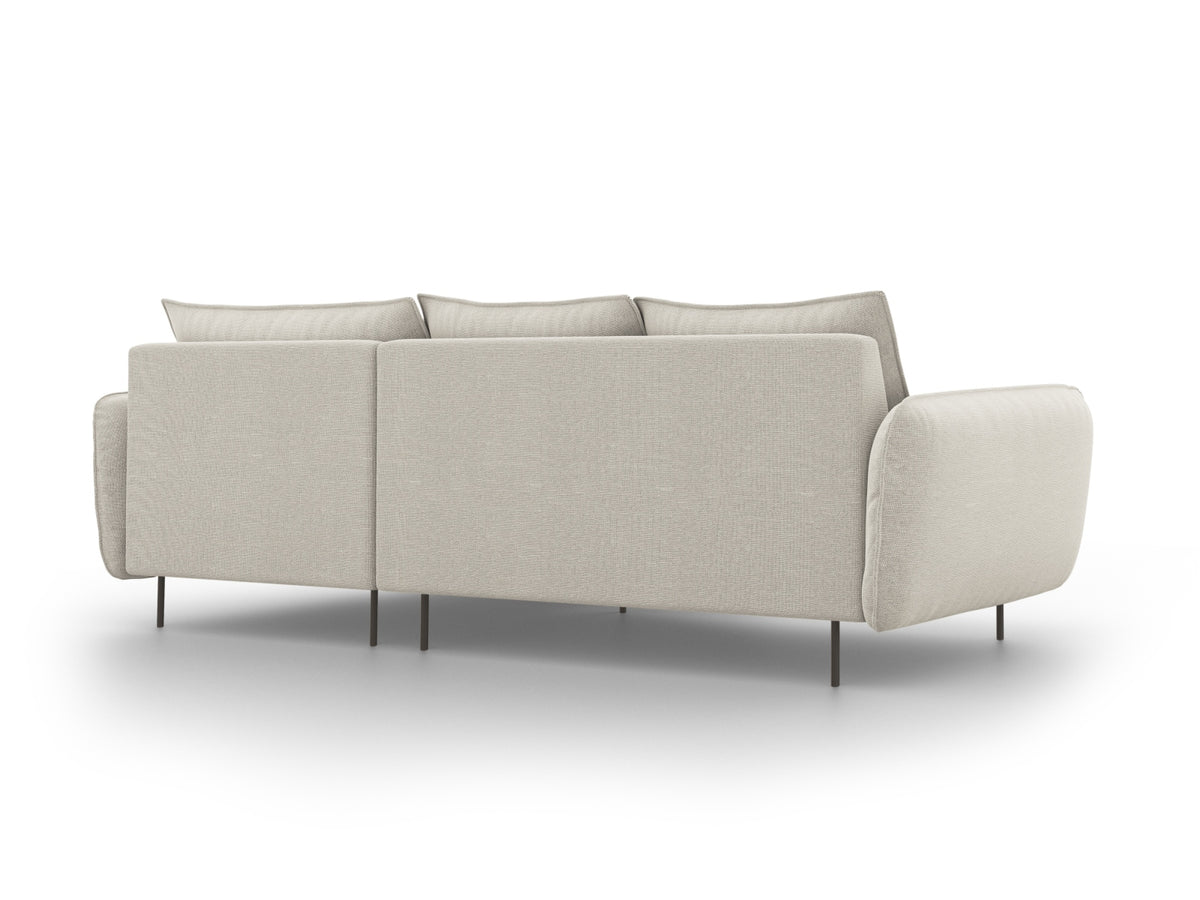 Vienna Ecksofa rechts 5 Sitzer 170cm in Light Beige/Schwarz-Positano präsentiert im Onlineshop von KAQTU Design AG. L-Sofa rechts ist von Cosmopolitan Design