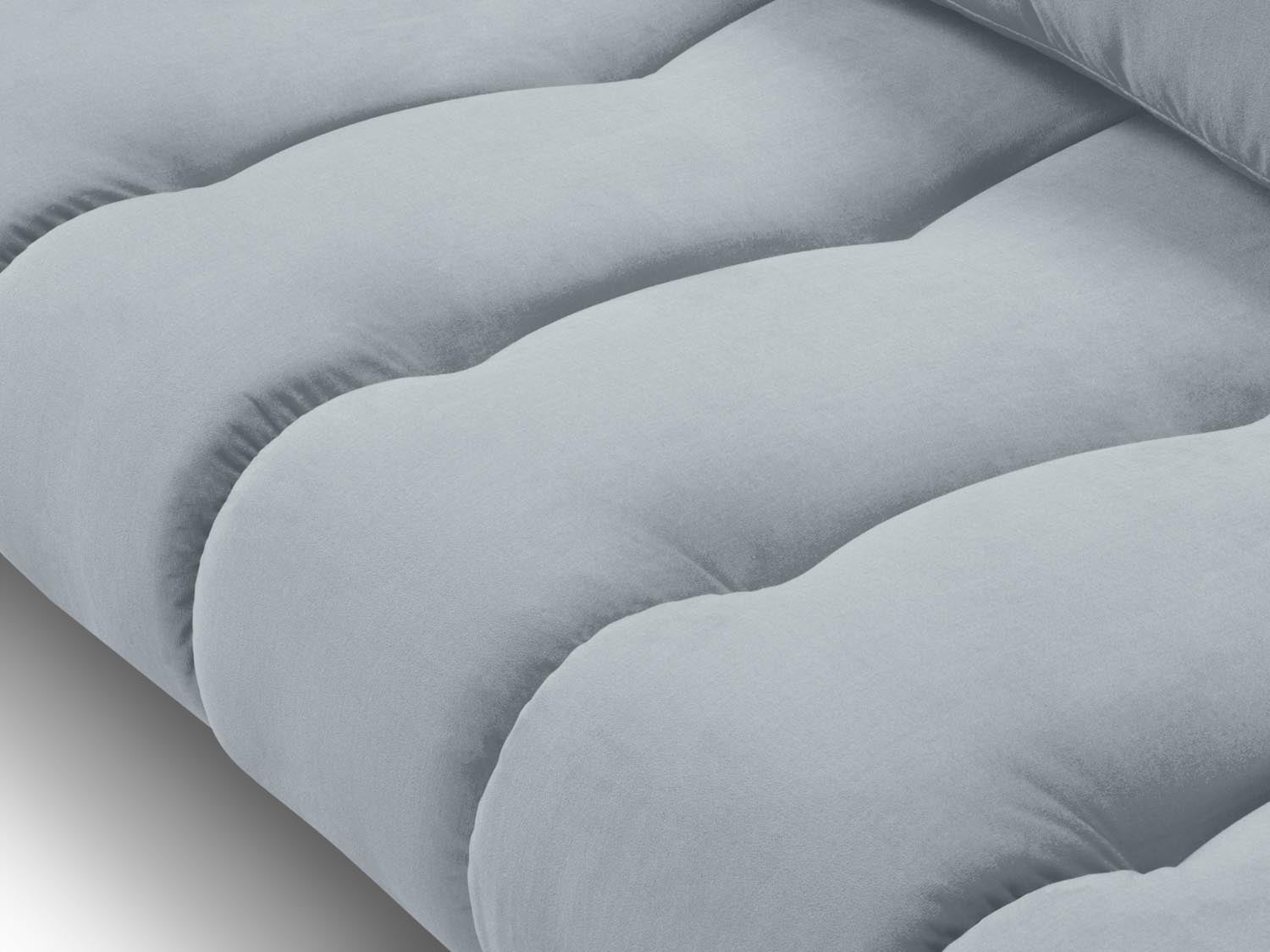 Entdecken Sie das elegante Hastings Velour Ecksofa rechts 5 Sitzer von Cosmopolitan Design – perfekt für Ihr modernes Zuhause und höchsten Sitzkomfort.